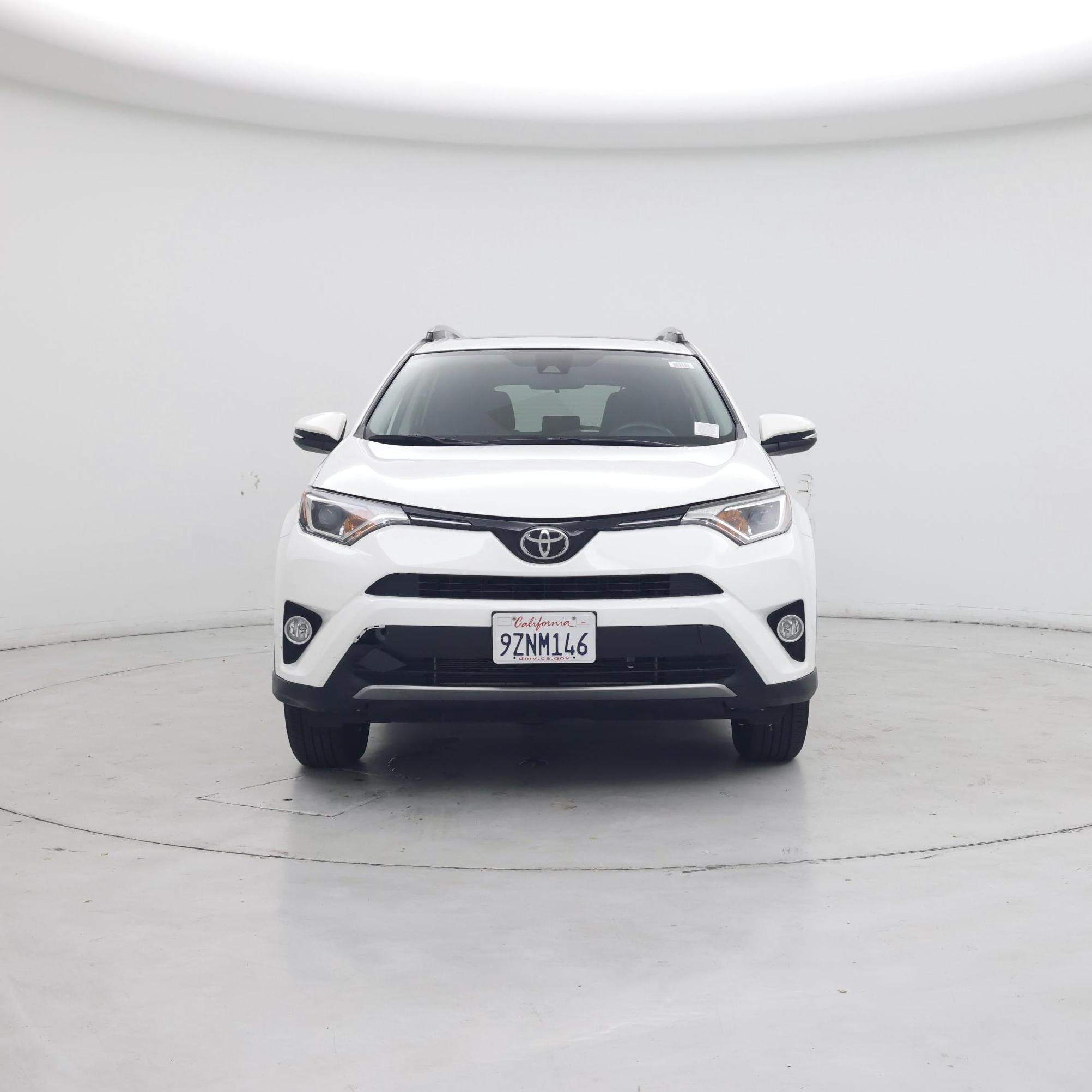Thumbnail: 2018 Toyota RAV4 - 5