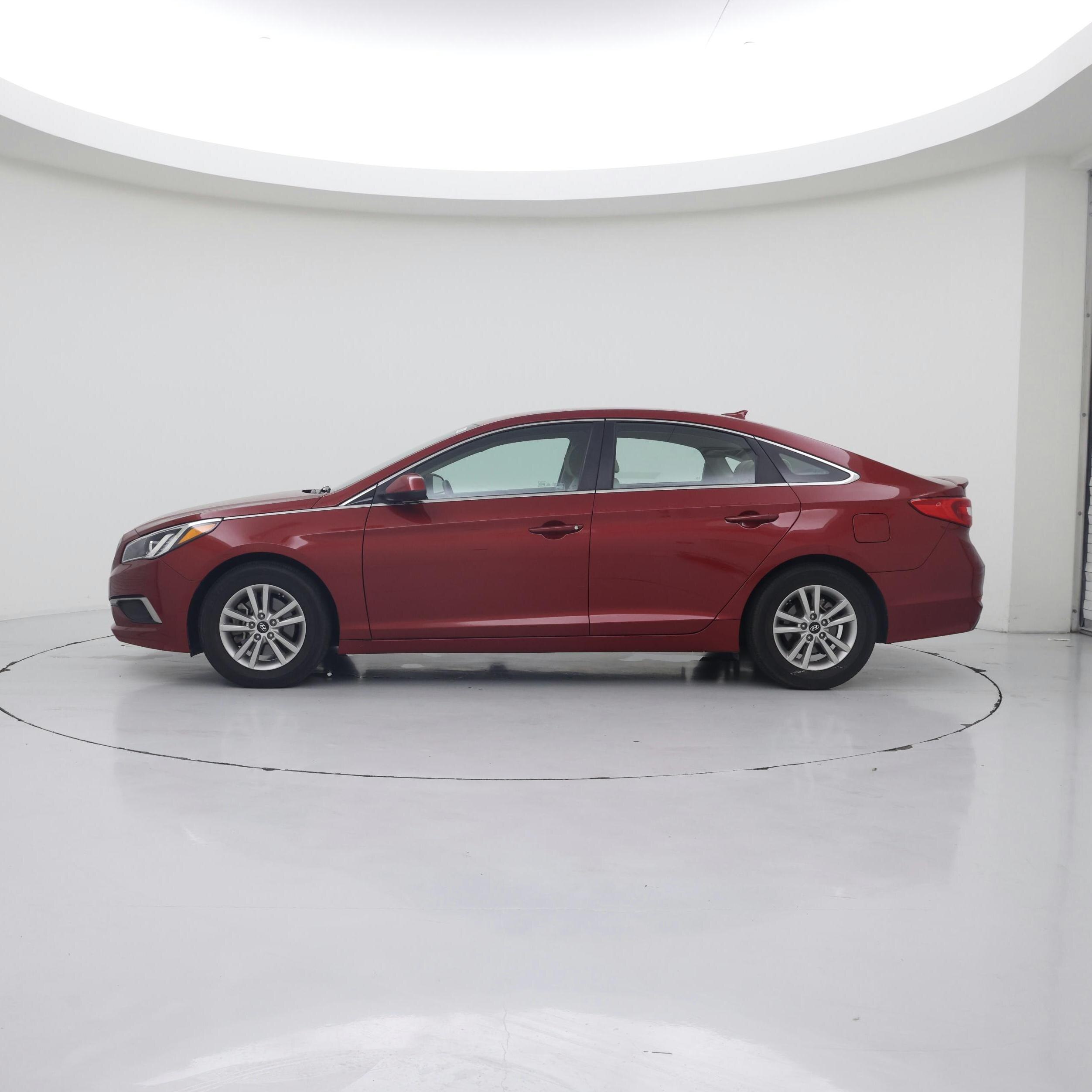 Thumbnail: 2016 Hyundai Sonata - 3