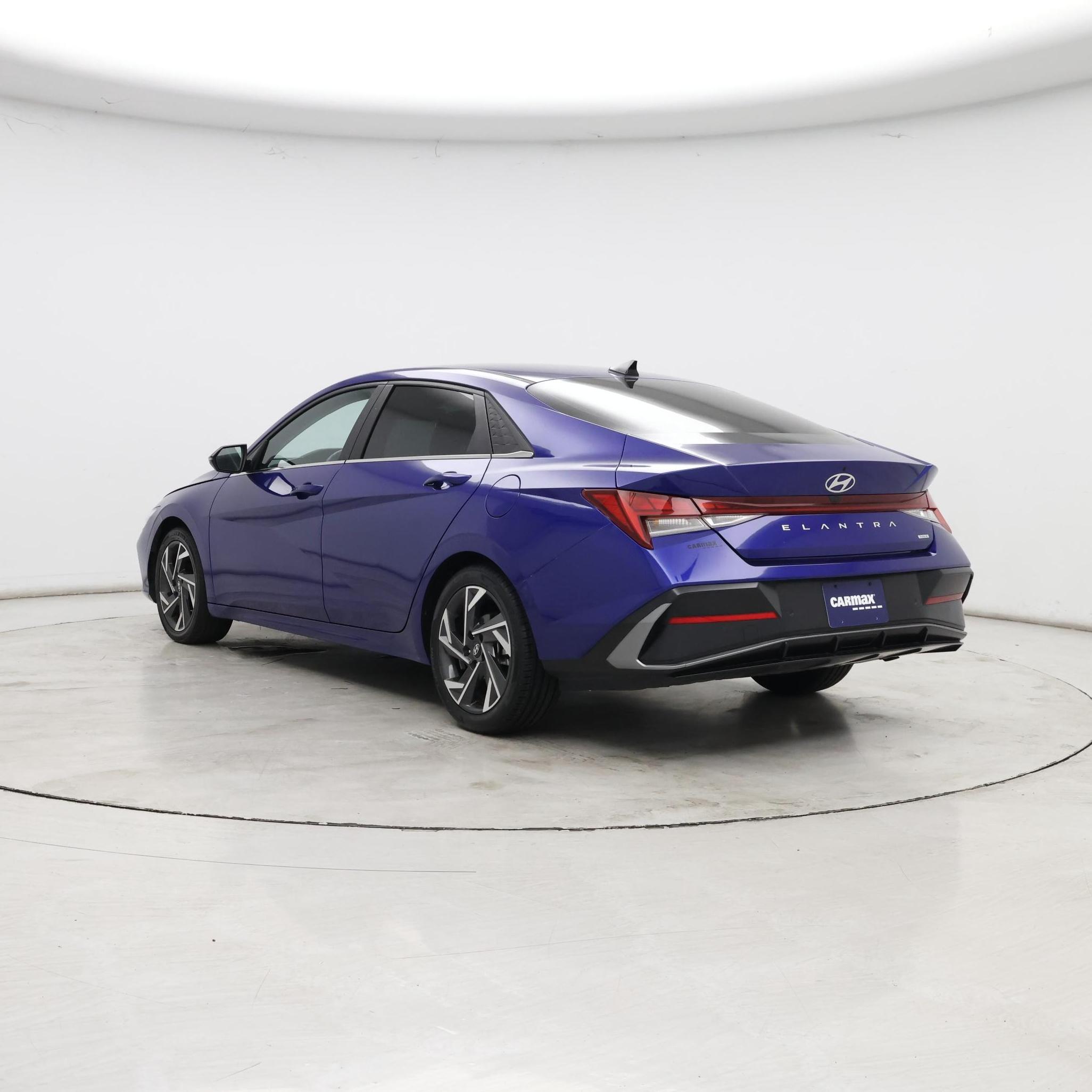 Thumbnail: 2024 Hyundai Elantra - 2