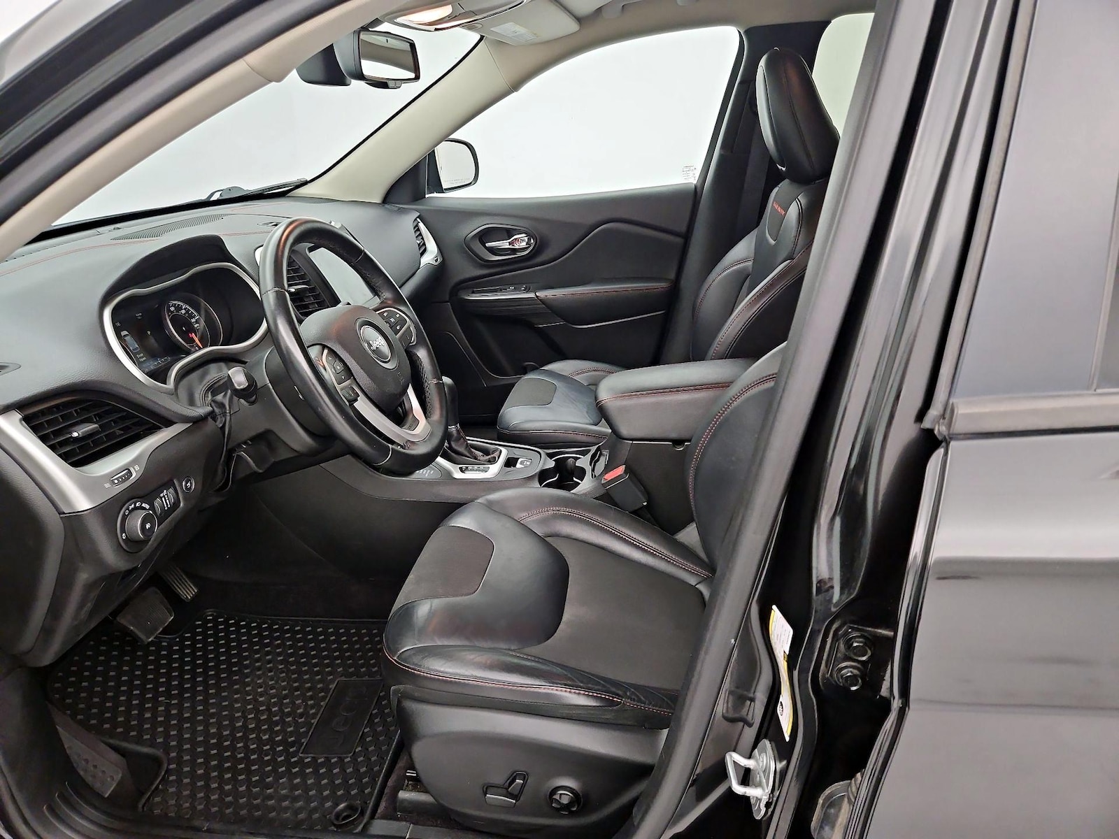 Power Seat(s) & Side Airbags