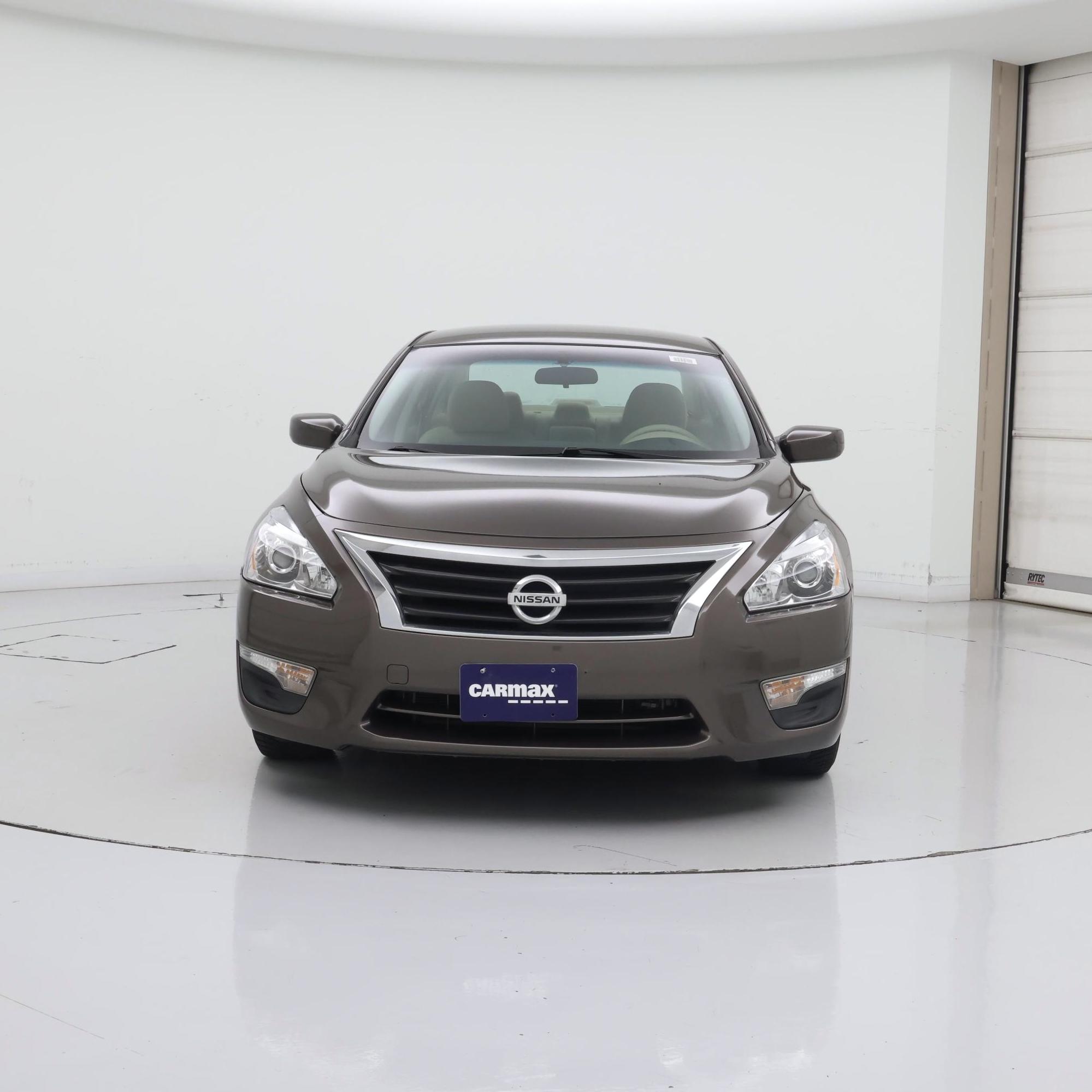 Thumbnail: 2015 Nissan Altima - 5