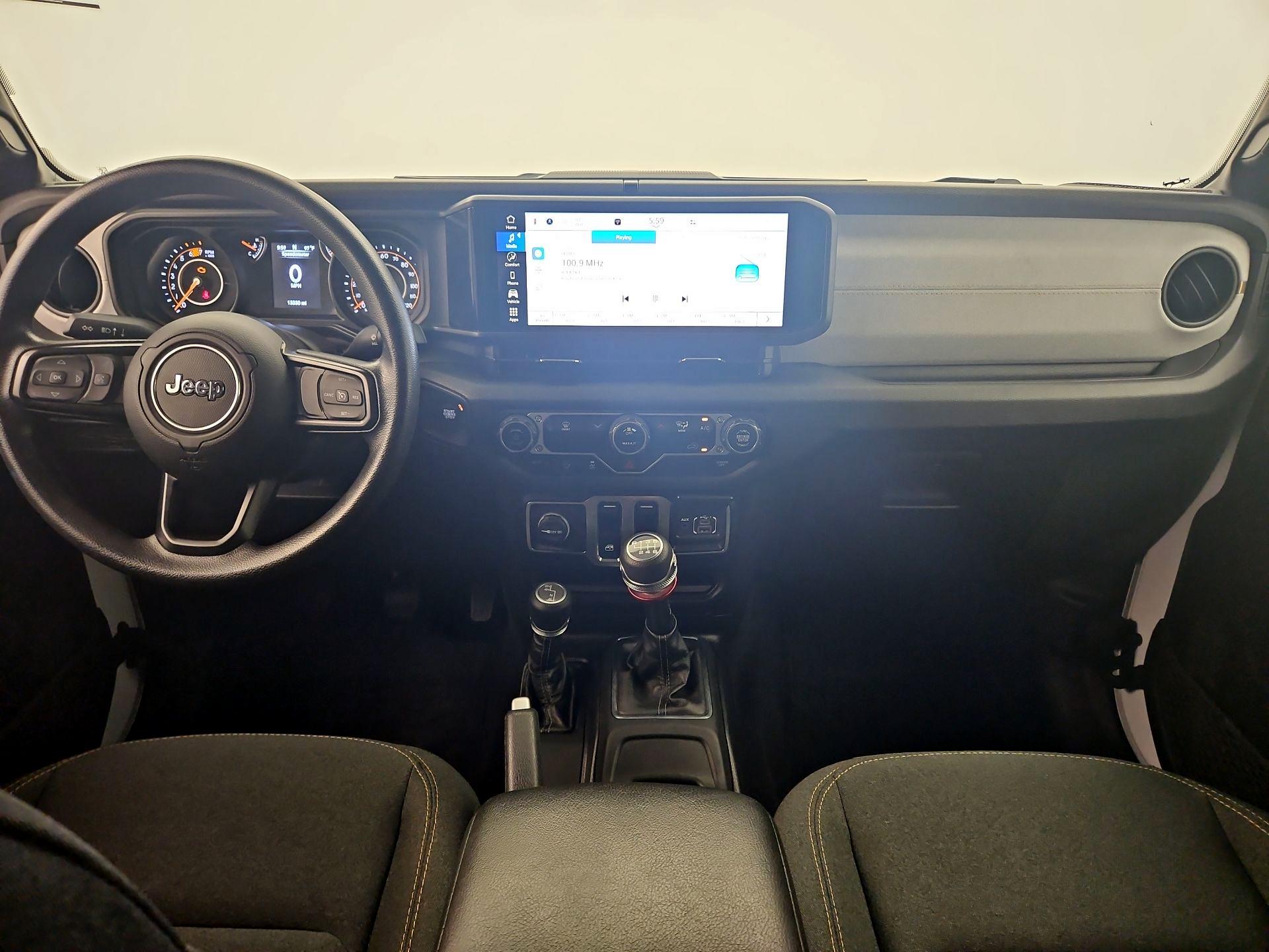 Thumbnail: 2025 Jeep Wrangler - 9