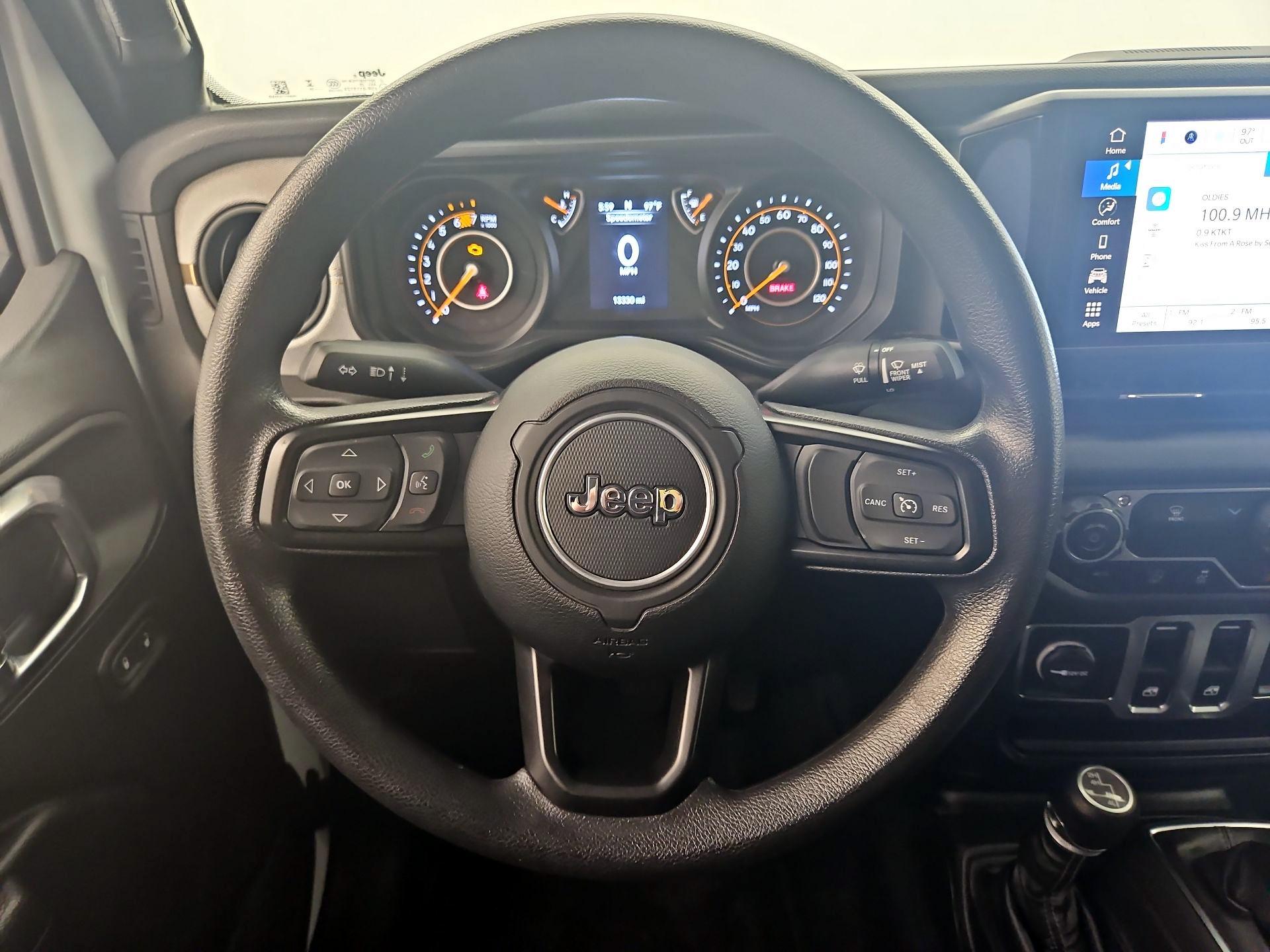 Thumbnail: 2025 Jeep Wrangler - 10