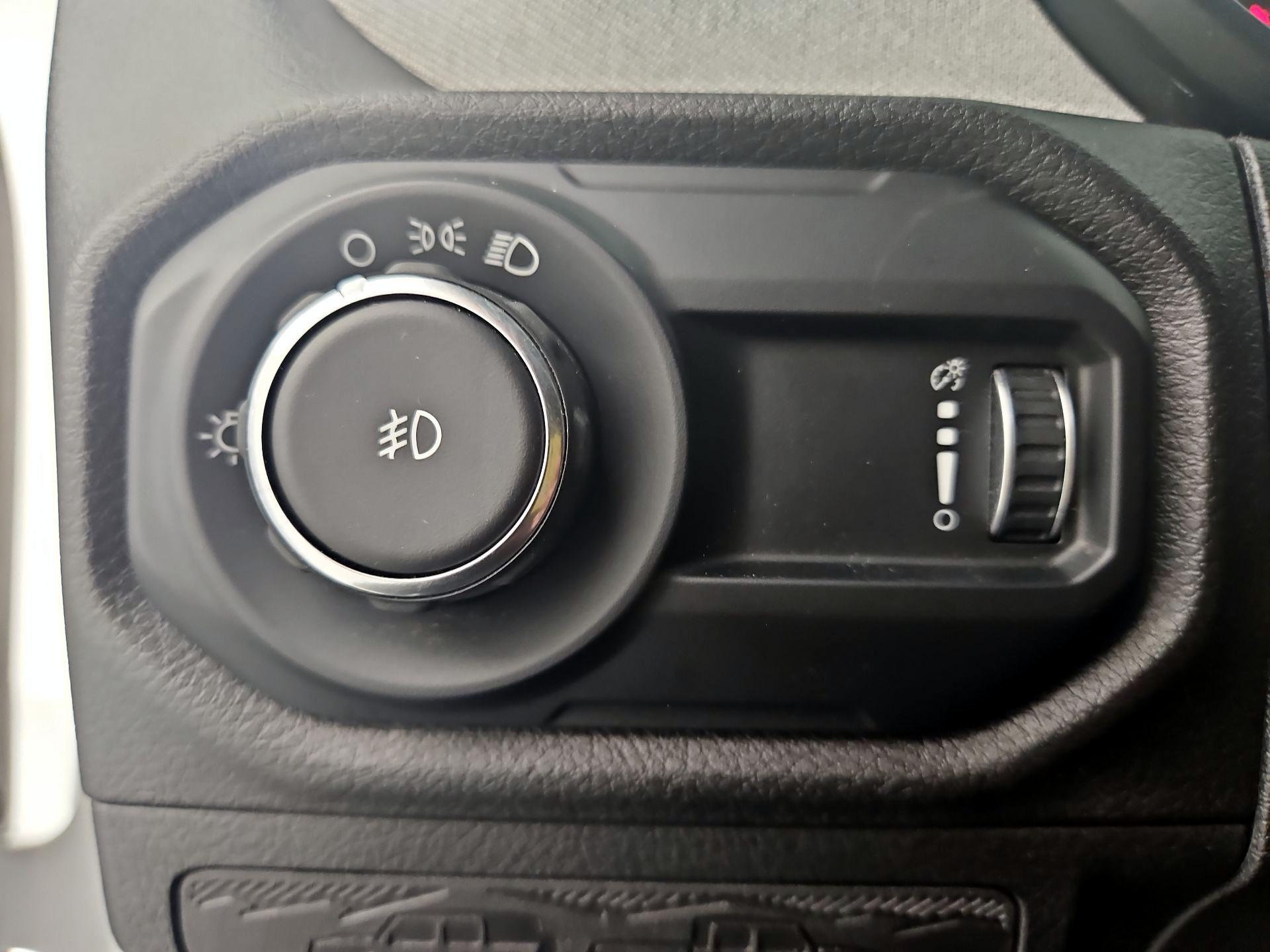 Thumbnail: 2025 Jeep Wrangler - 13