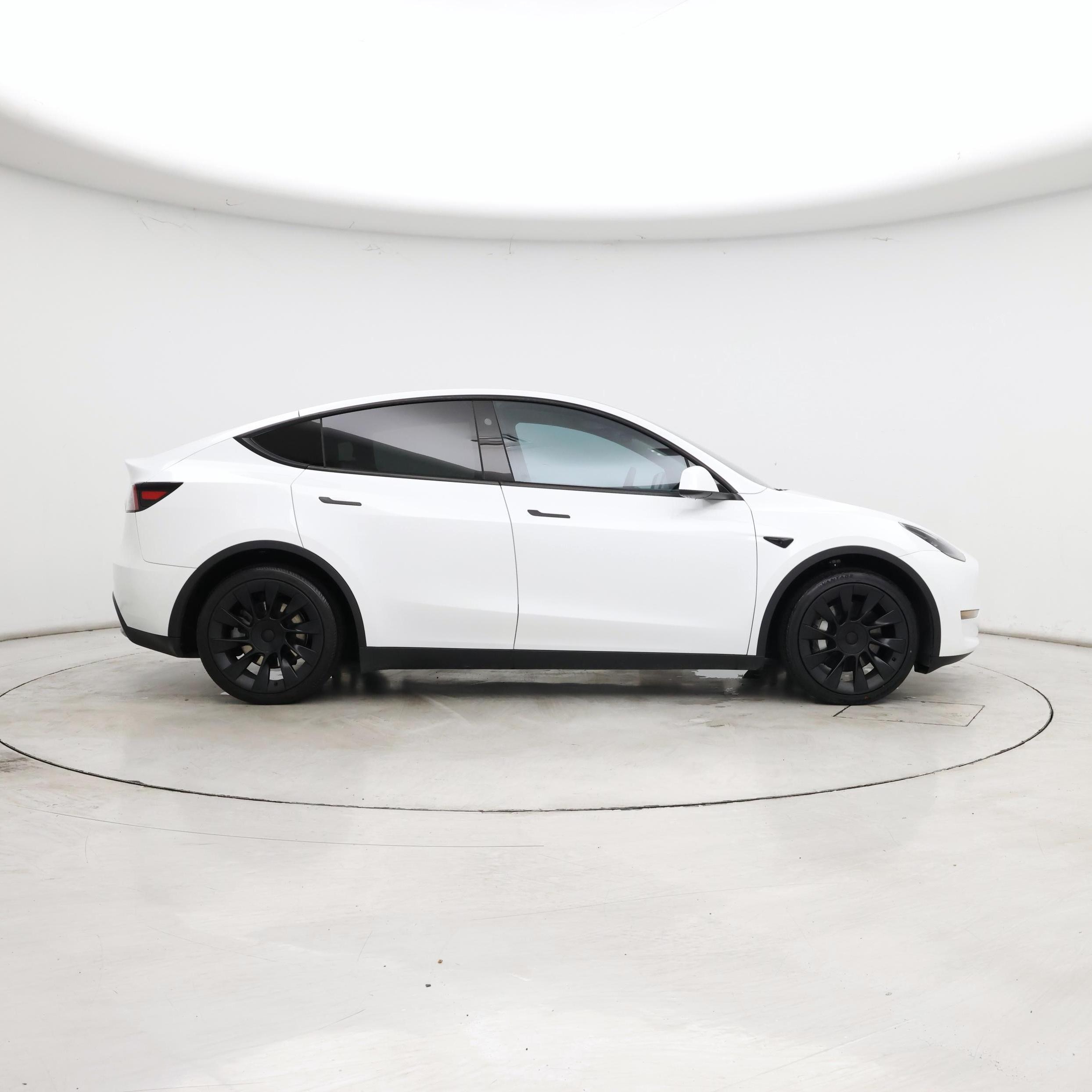 Thumbnail: 2024 Tesla Model Y - 7