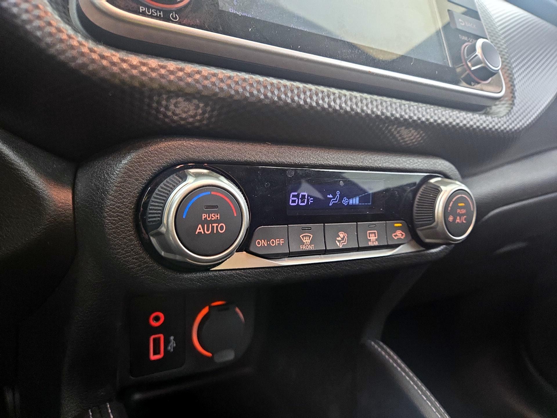 Thumbnail: 2018 Nissan Kicks - 14