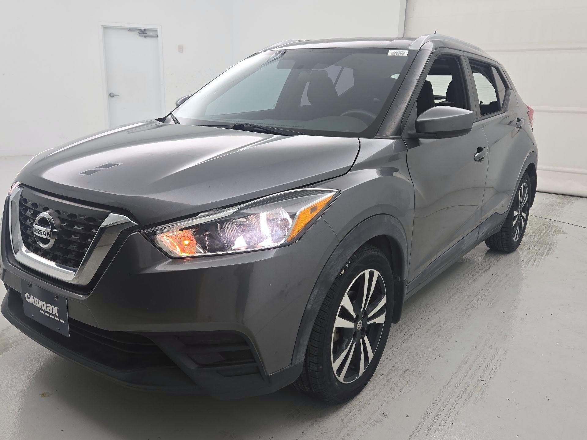 Thumbnail: 2018 Nissan Kicks - 3