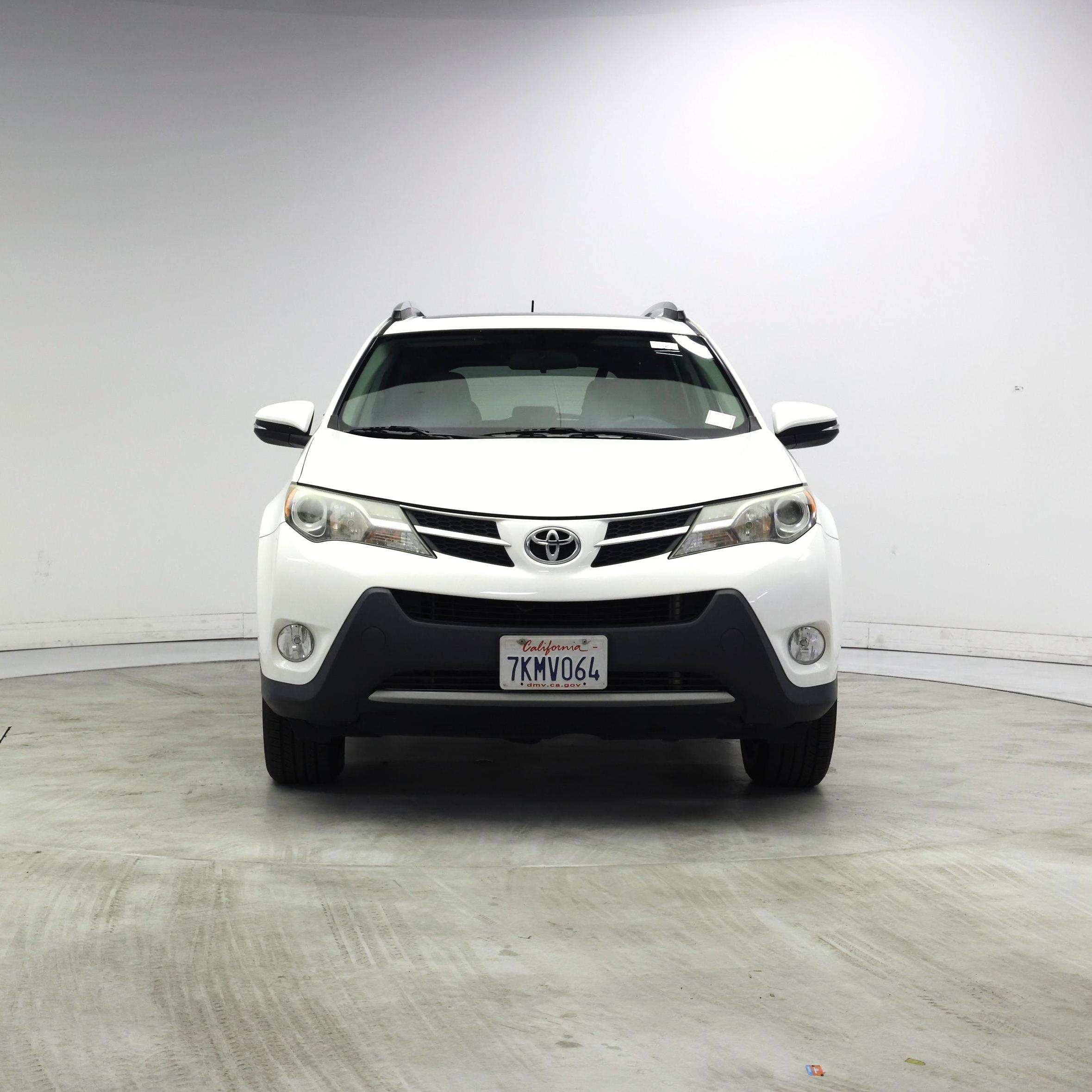 Thumbnail: 2015 Toyota RAV4 - 5