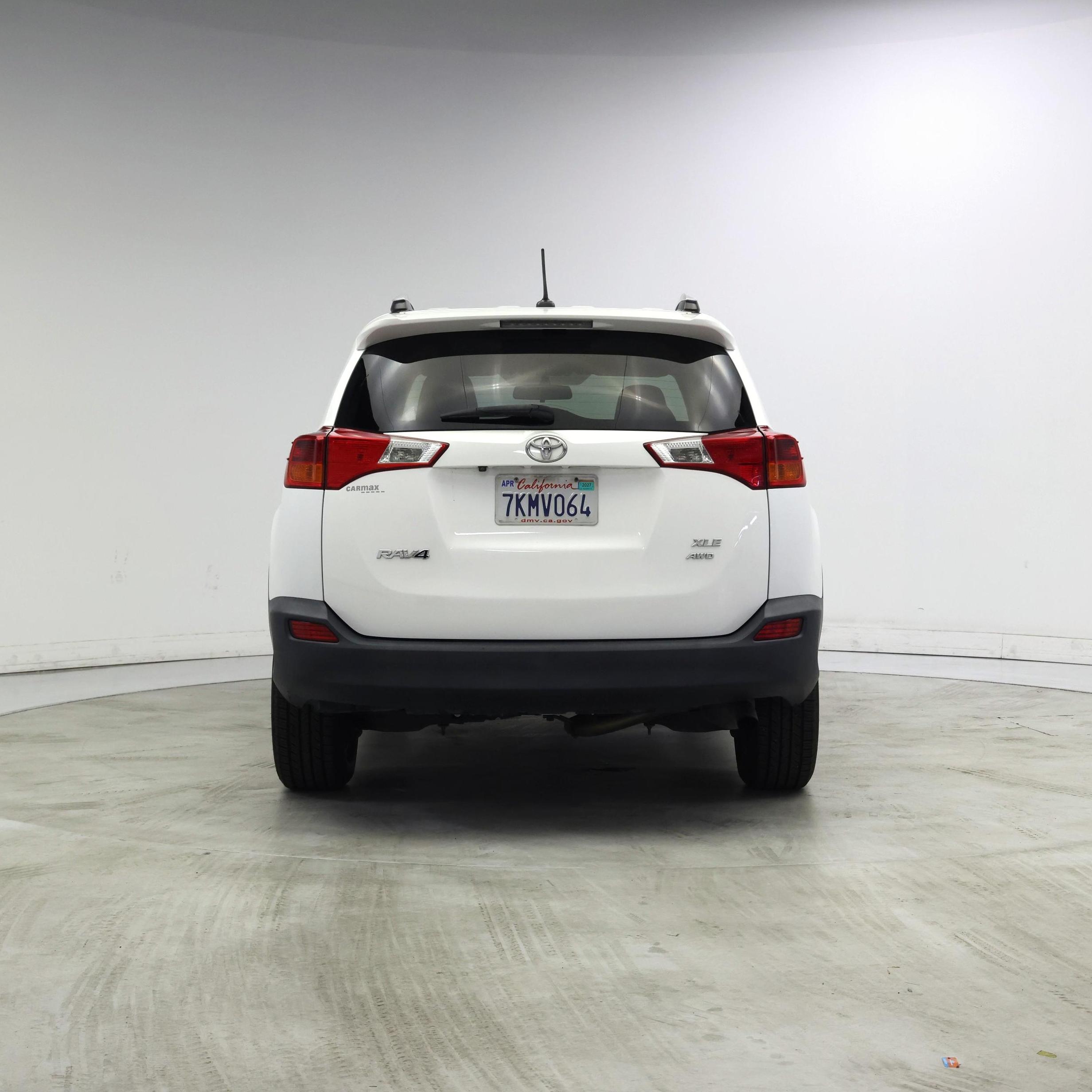 Thumbnail: 2015 Toyota RAV4 - 6