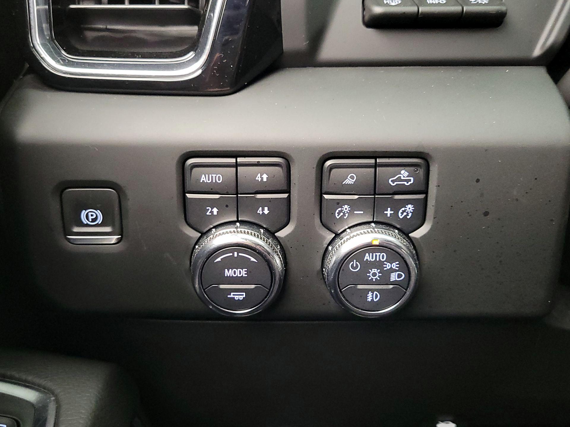 Thumbnail: 2024 GMC Sierra 1500 - 13