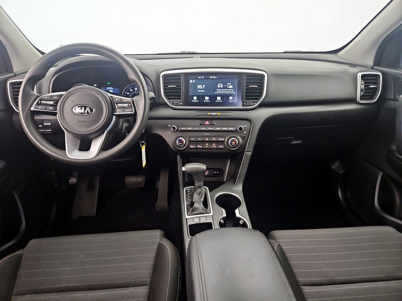 2021 Kia Sportage LX - Photo 10