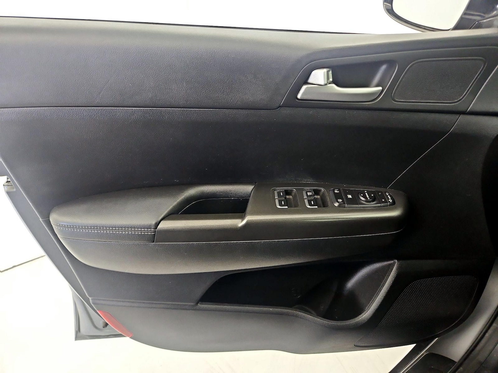 2021 Kia Sportage LX - Photo 13