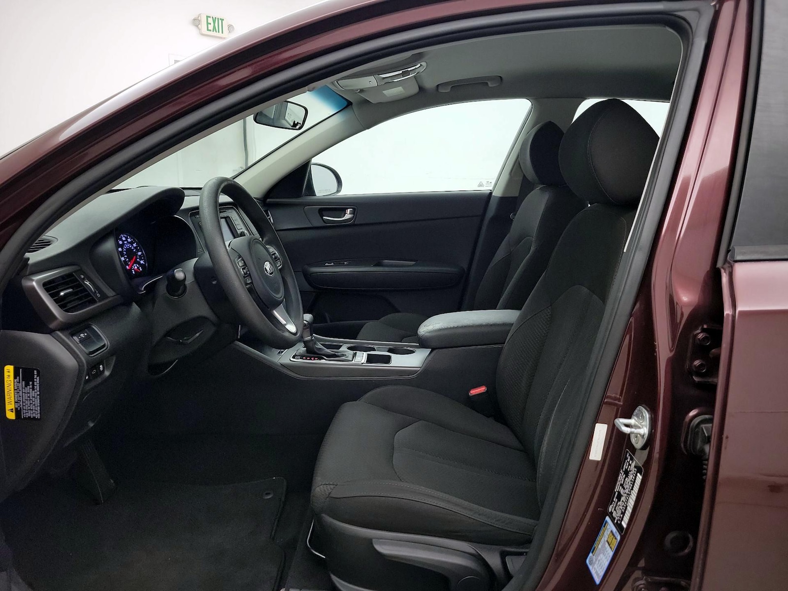 2017 Kia Optima LX - Photo 12