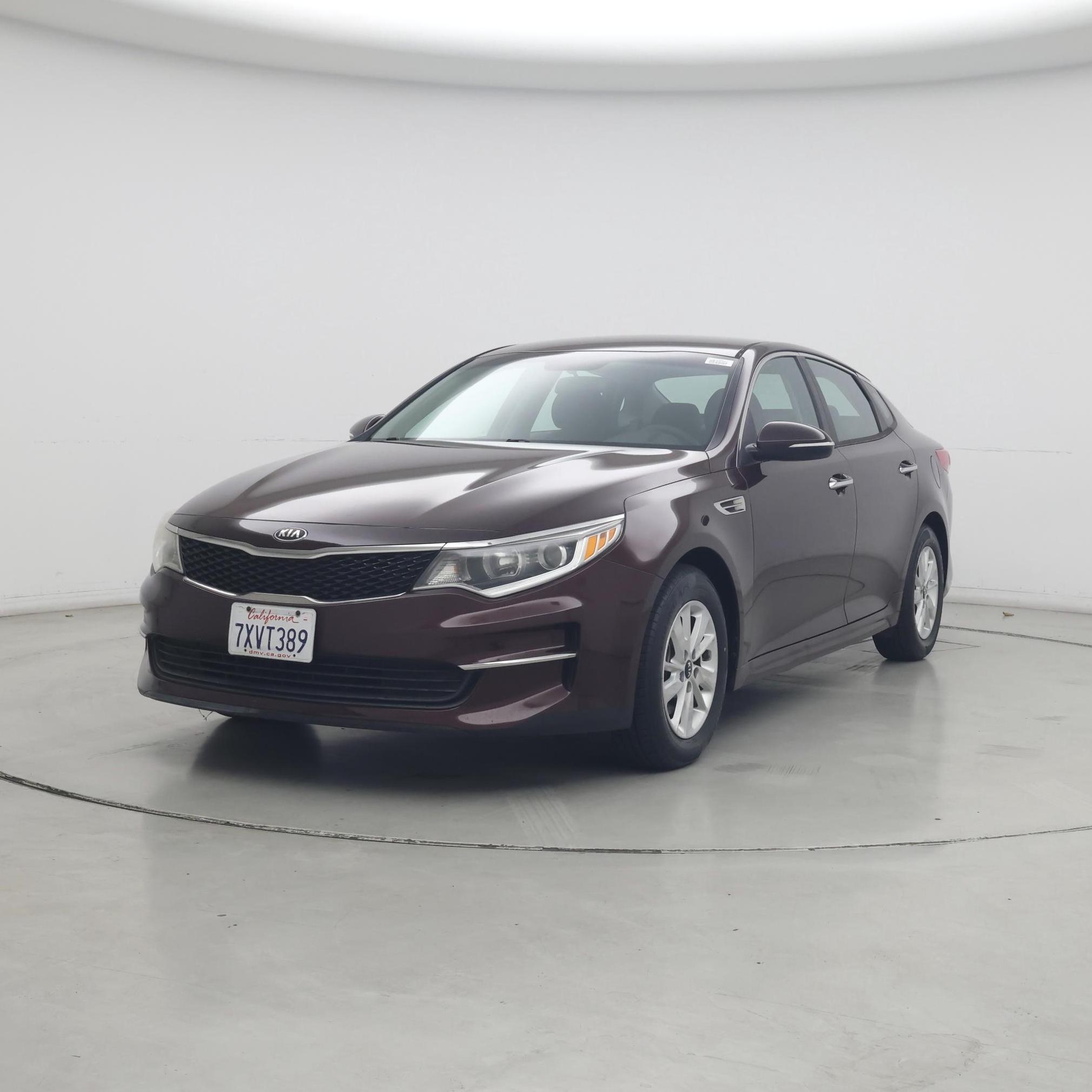 Thumbnail: 2017 Kia Optima - 4