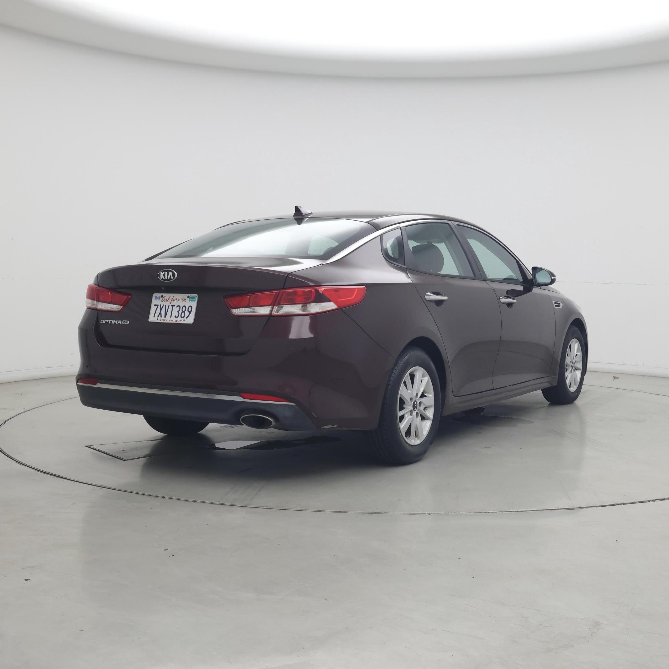 Thumbnail: 2017 Kia Optima - 8