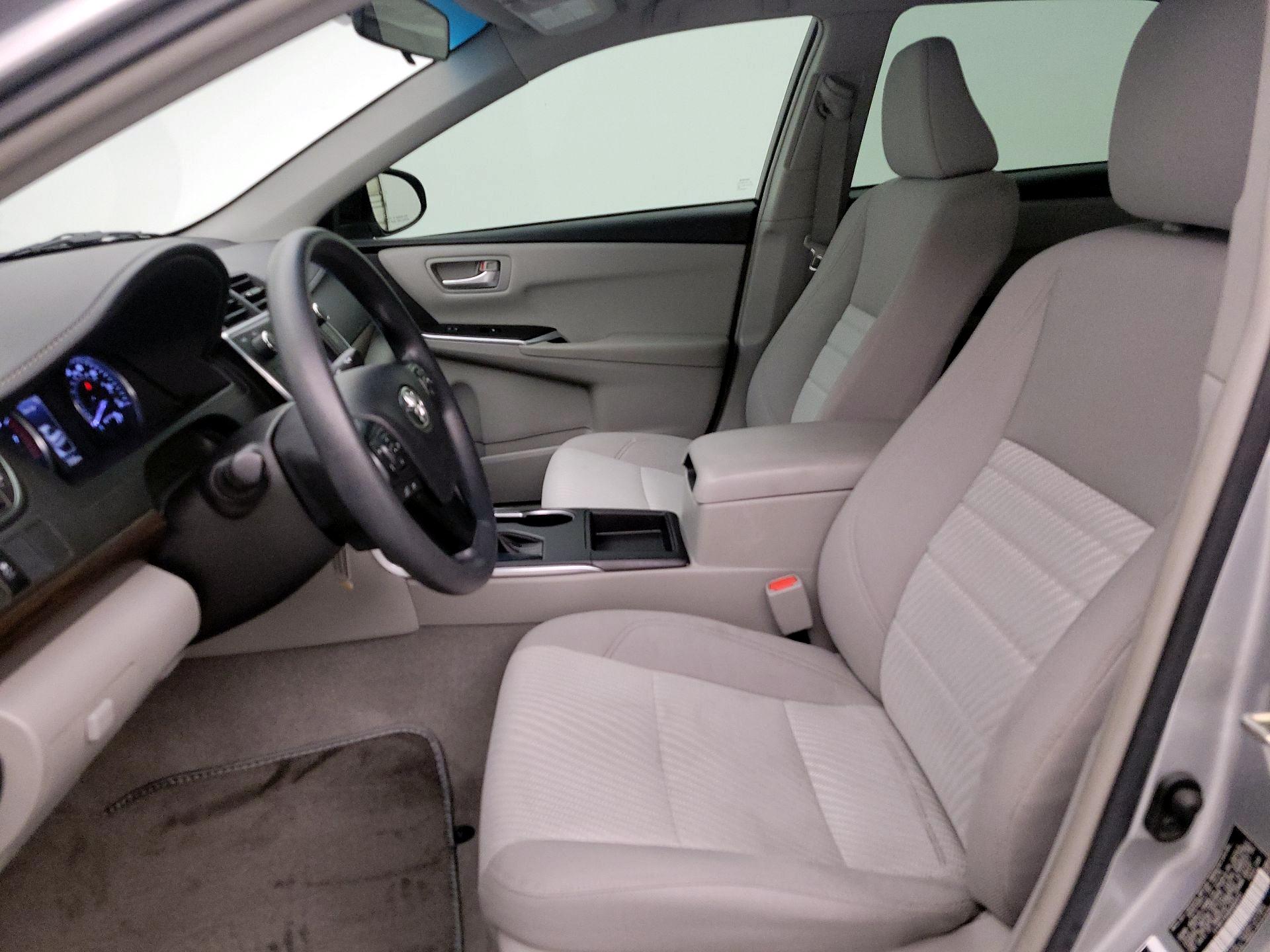 Thumbnail: 2017 Toyota Camry - 11
