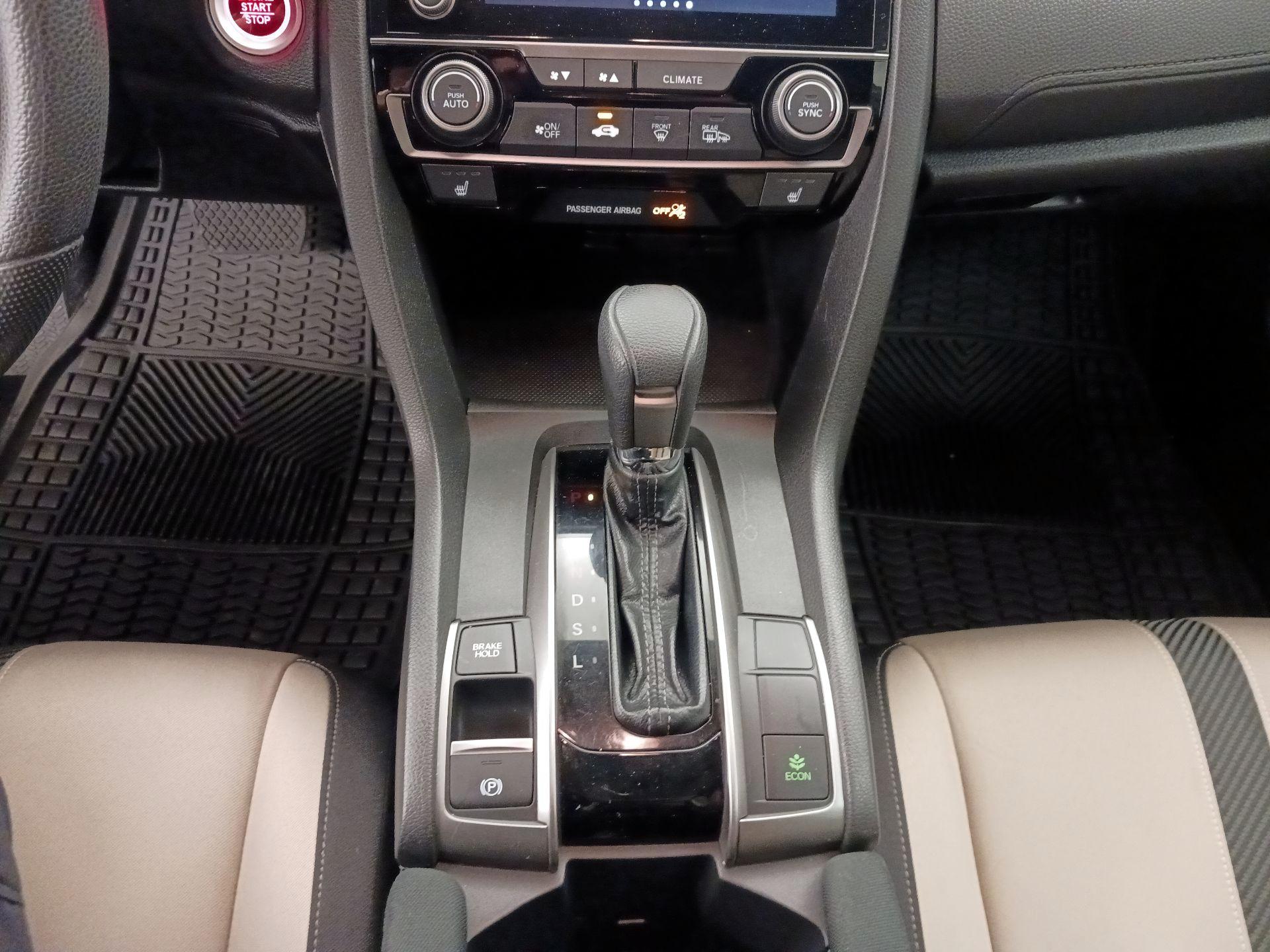 Thumbnail: 2019 Honda Civic - 17