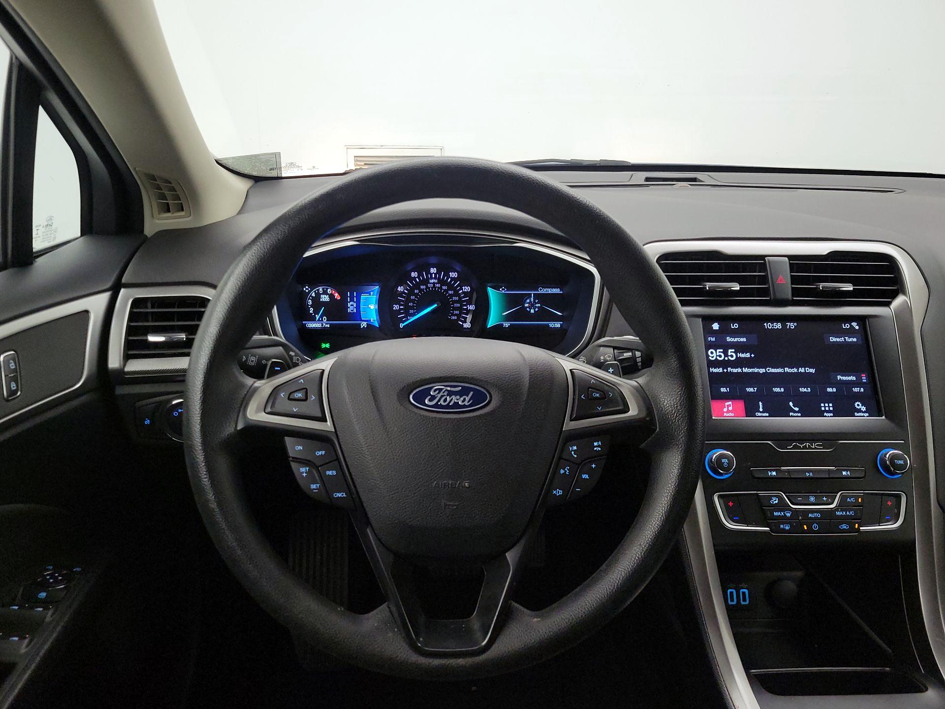 Thumbnail: 2019 Ford Fusion - 10