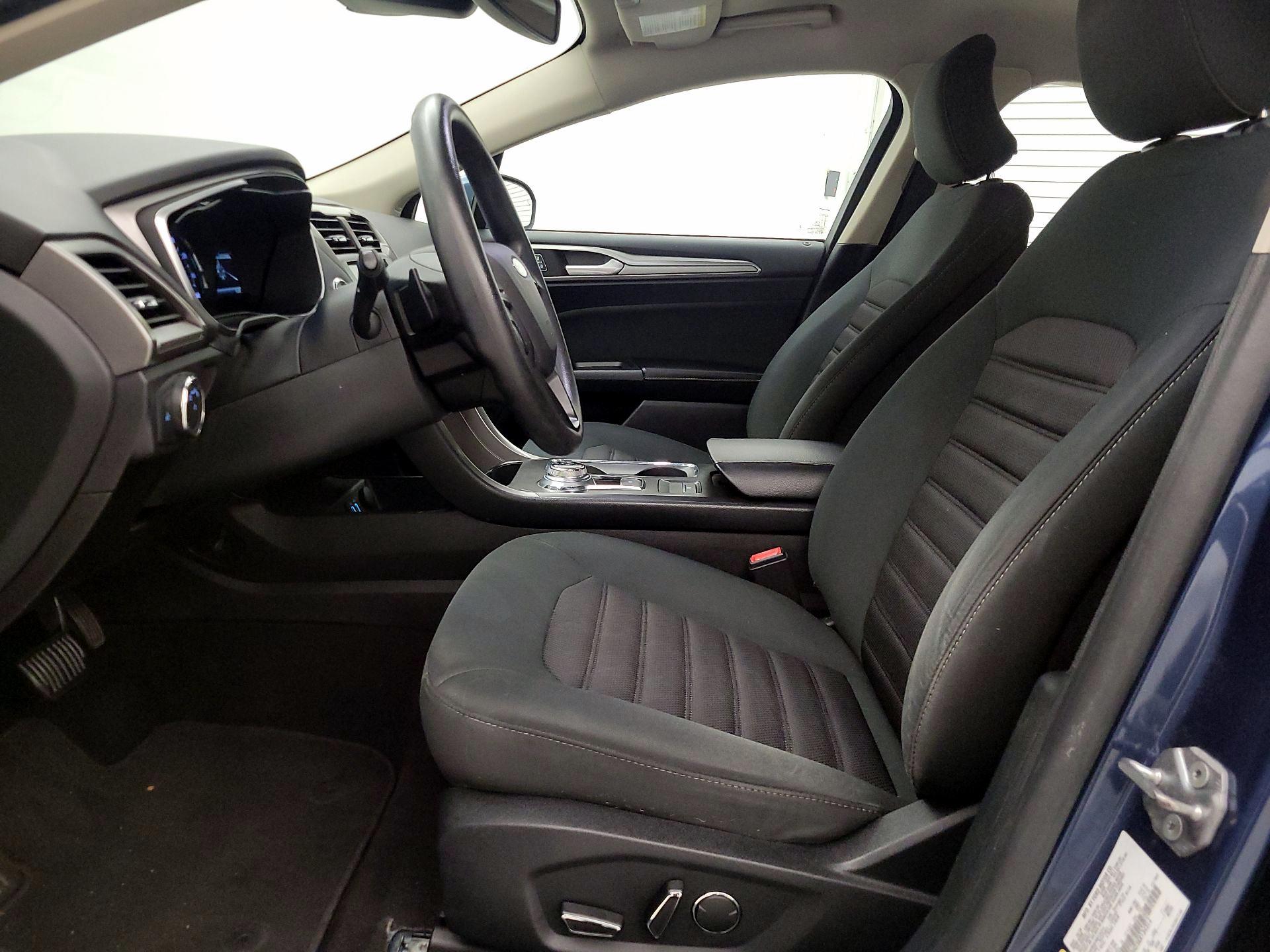 Thumbnail: 2019 Ford Fusion - 11
