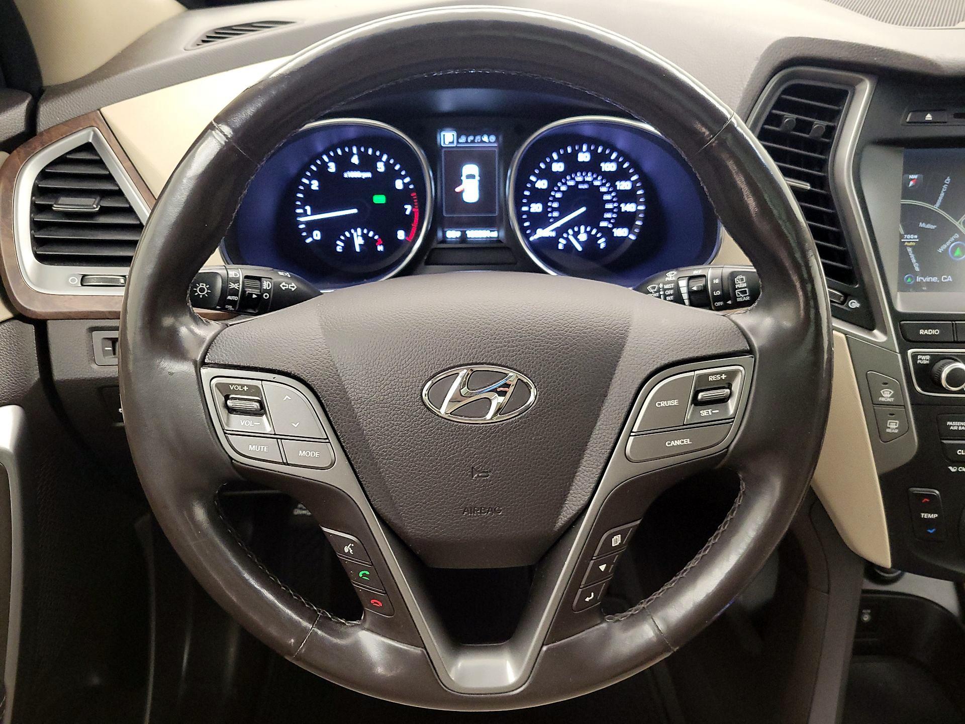 Thumbnail: 2018 Hyundai Santa Fe - 10