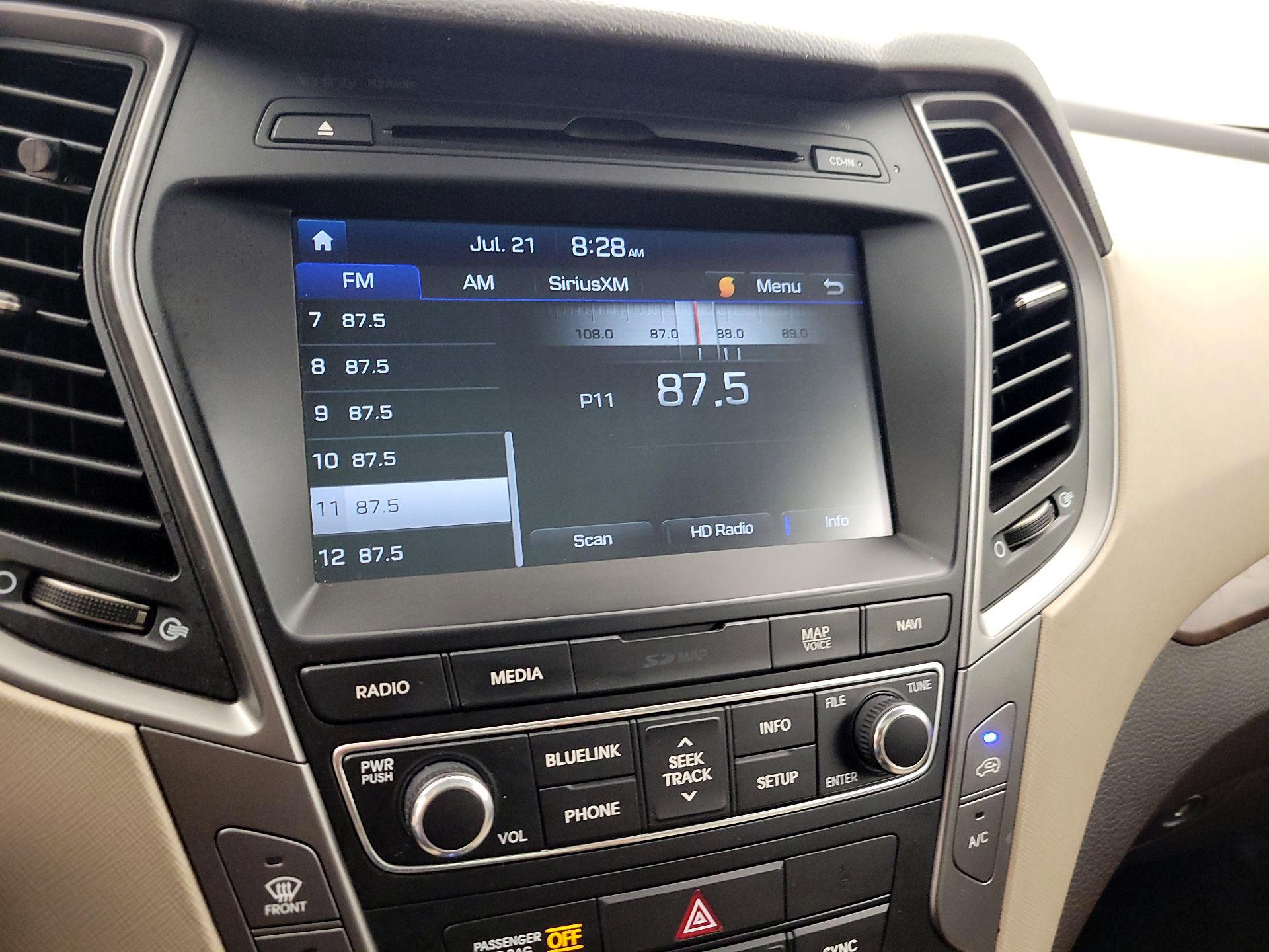 Thumbnail: 2018 Hyundai Santa Fe - 16