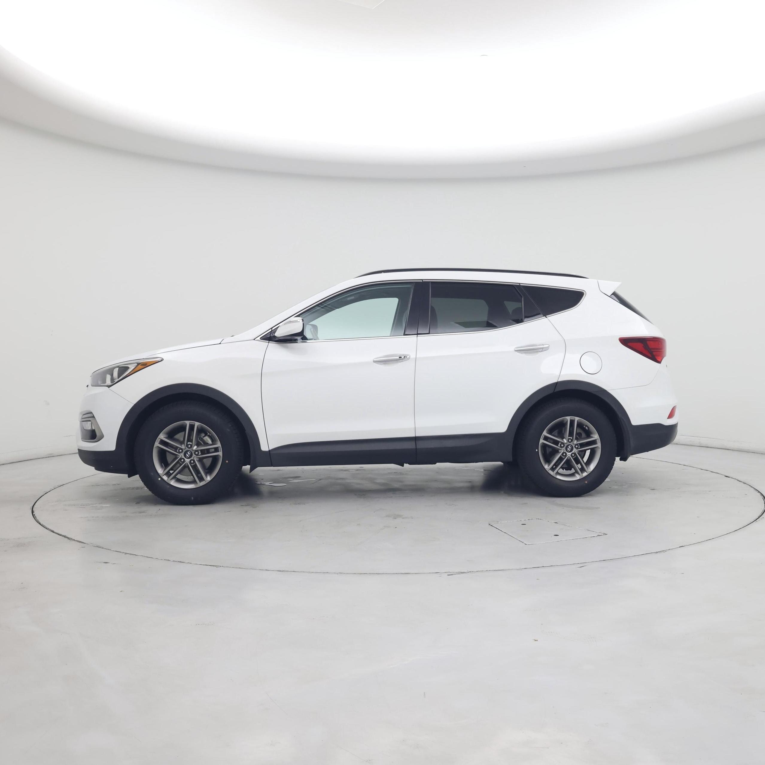 Thumbnail: 2018 Hyundai Santa Fe - 3