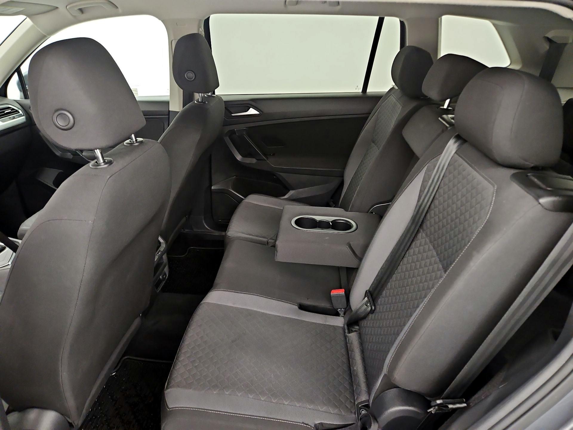 Thumbnail: 2019 Volkswagen Tiguan - 19