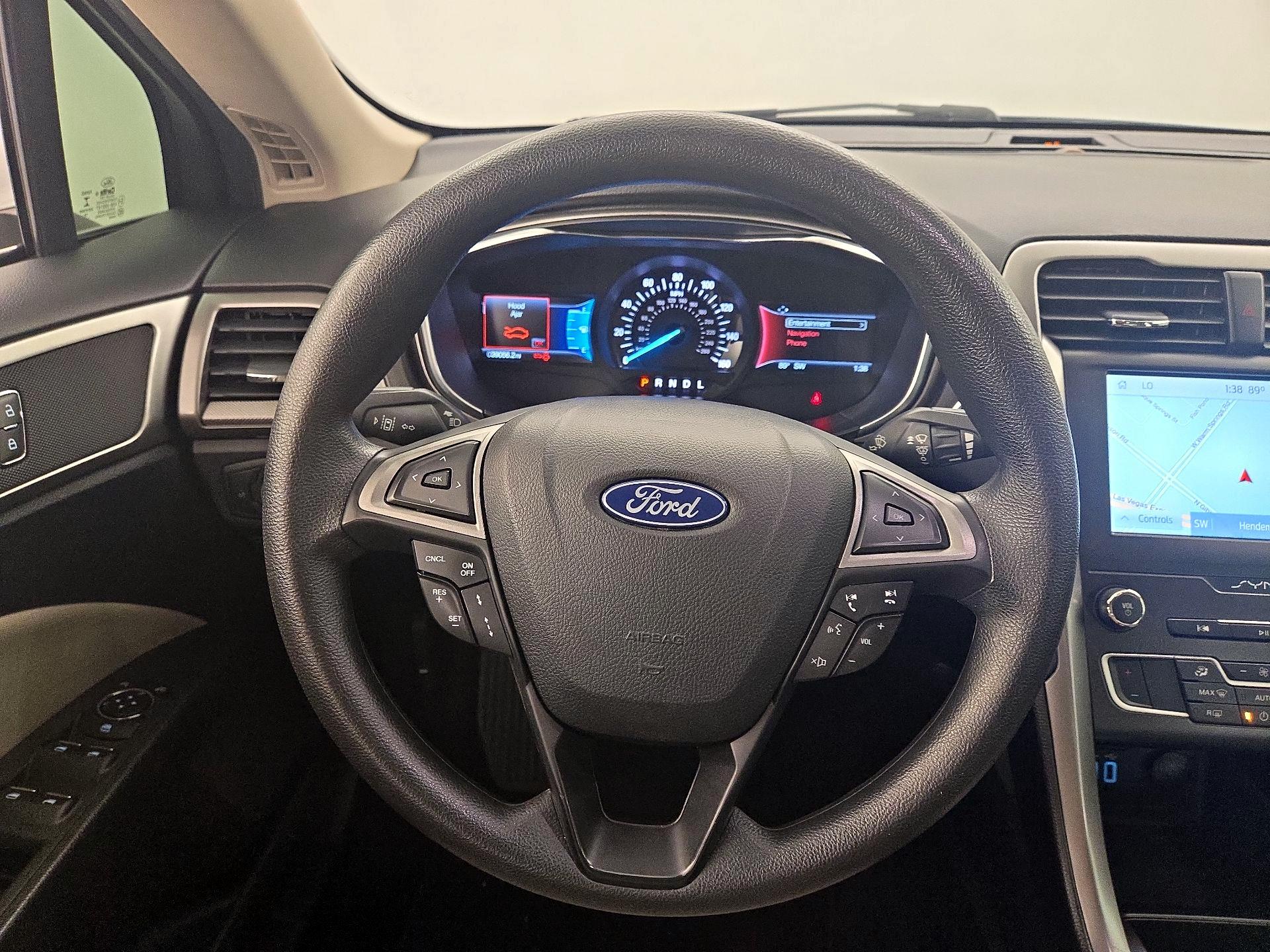 Thumbnail: 2020 Ford Fusion - 10