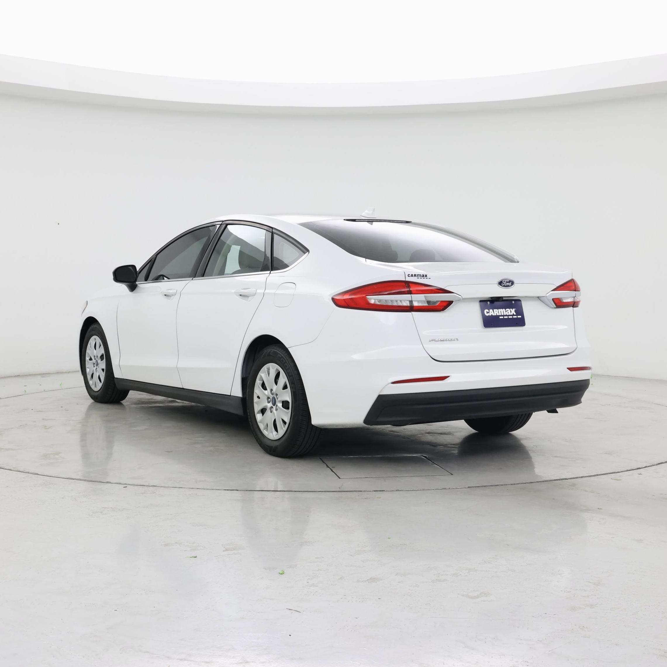 Thumbnail: 2020 Ford Fusion - 2
