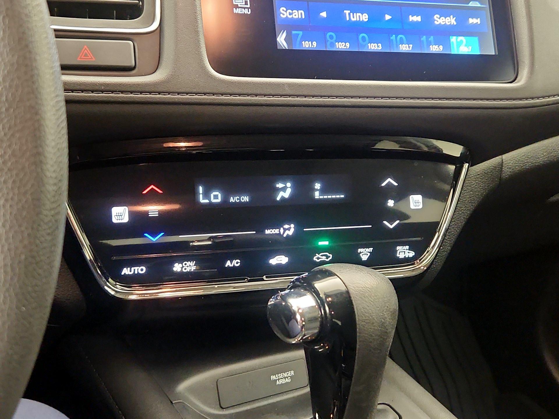 Thumbnail: 2018 Honda HR-V - 16