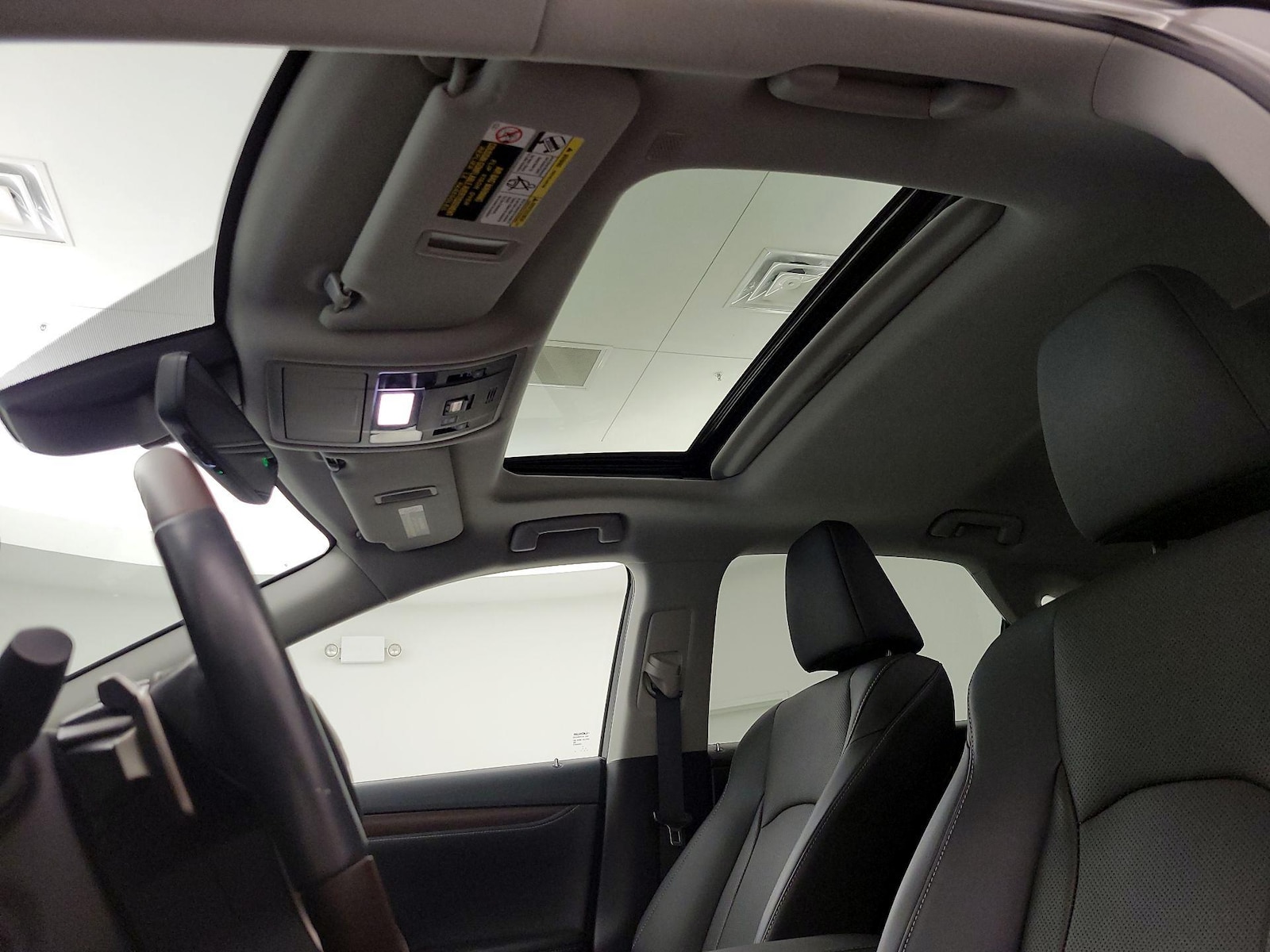 Sunroof(s) & Overhead Airbags