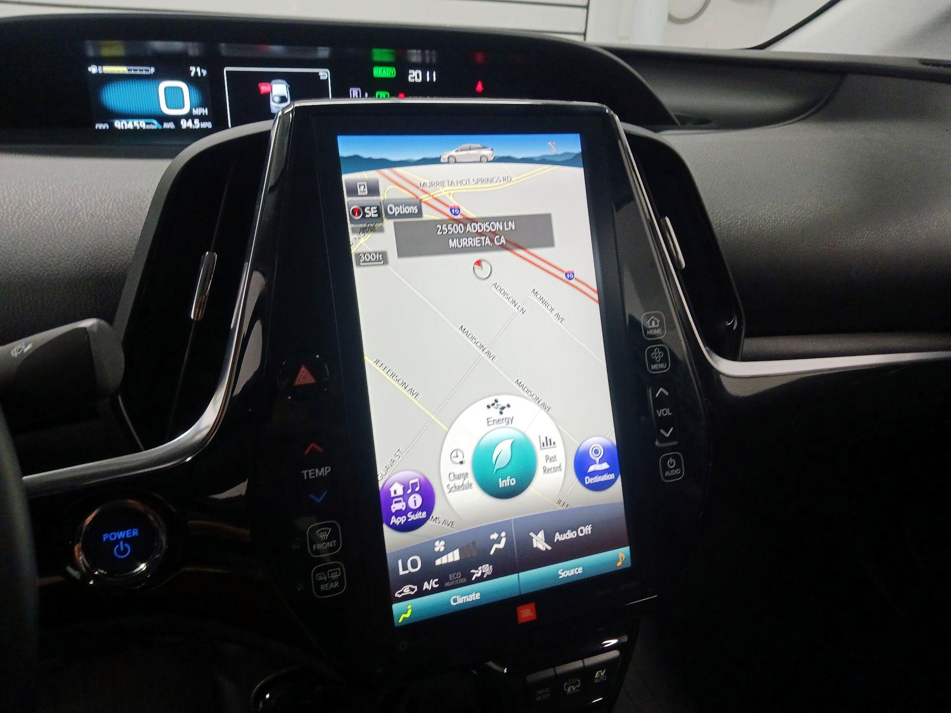 Thumbnail: 2017 Toyota Prius Prime - 13