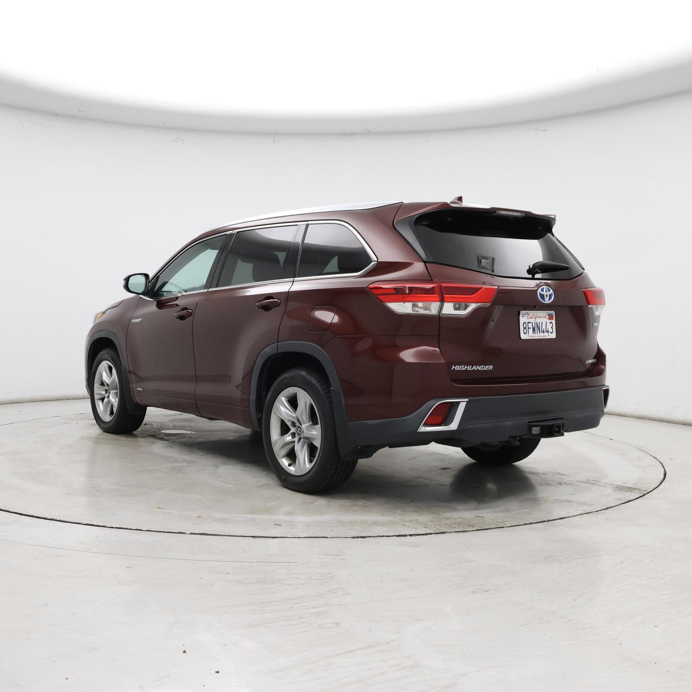Thumbnail: 2019 Toyota Highlander - 2