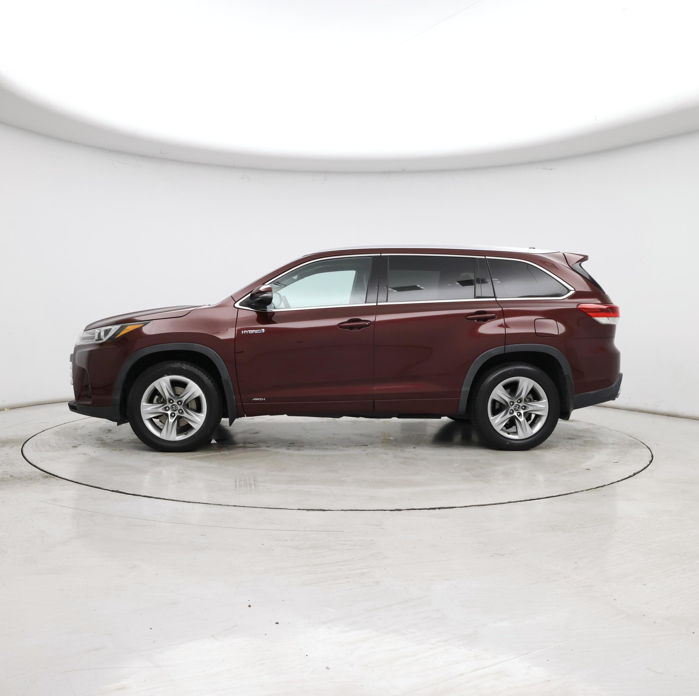 Thumbnail: 2019 Toyota Highlander - 3