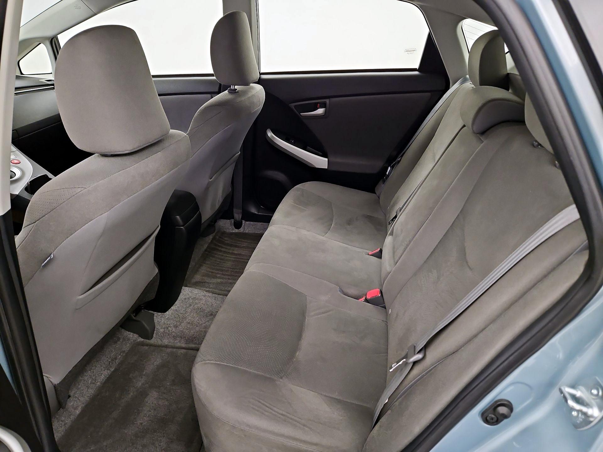 Thumbnail: 2015 Toyota Prius - 19