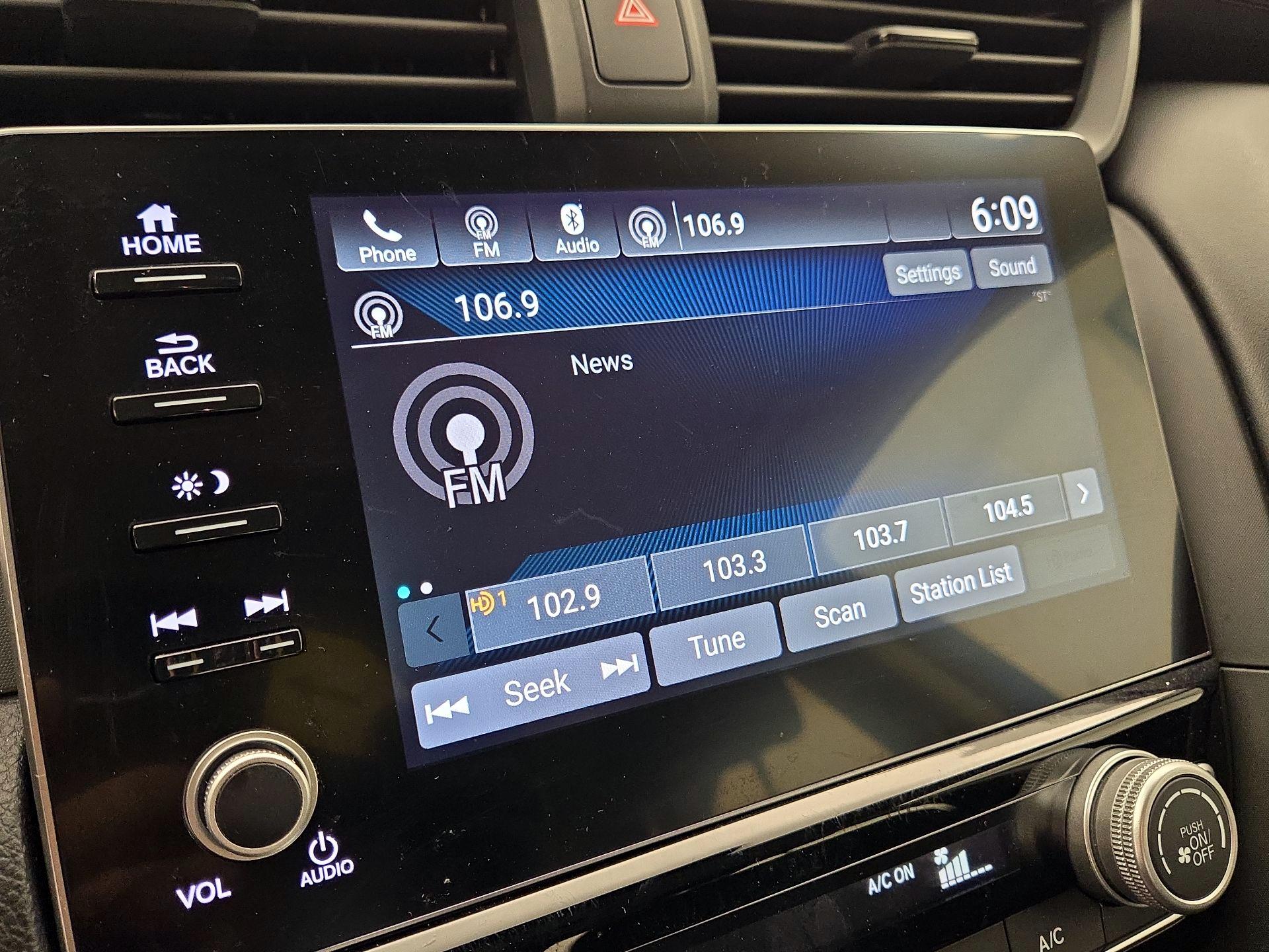 Thumbnail: 2019 Honda Insight - 15