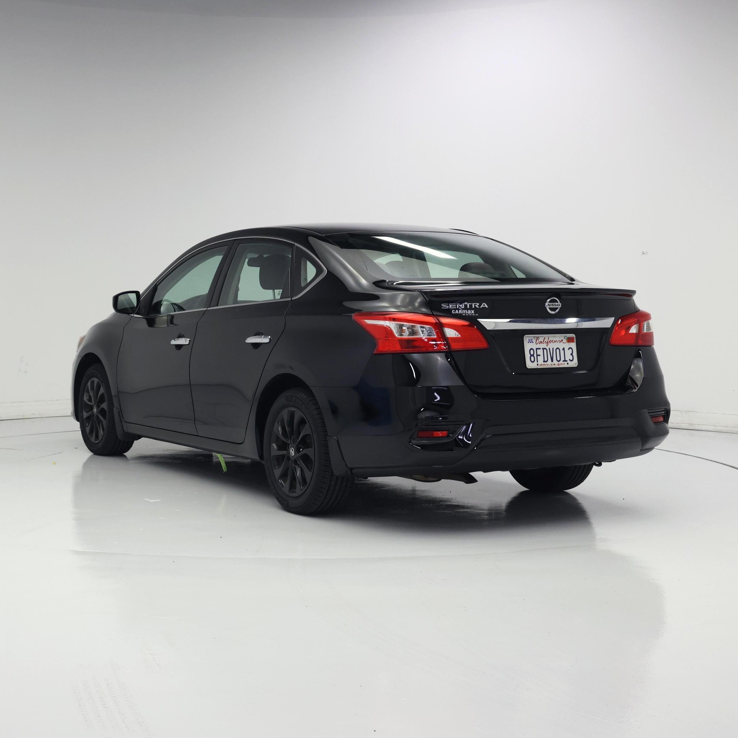 Thumbnail: 2018 Nissan Sentra - 2