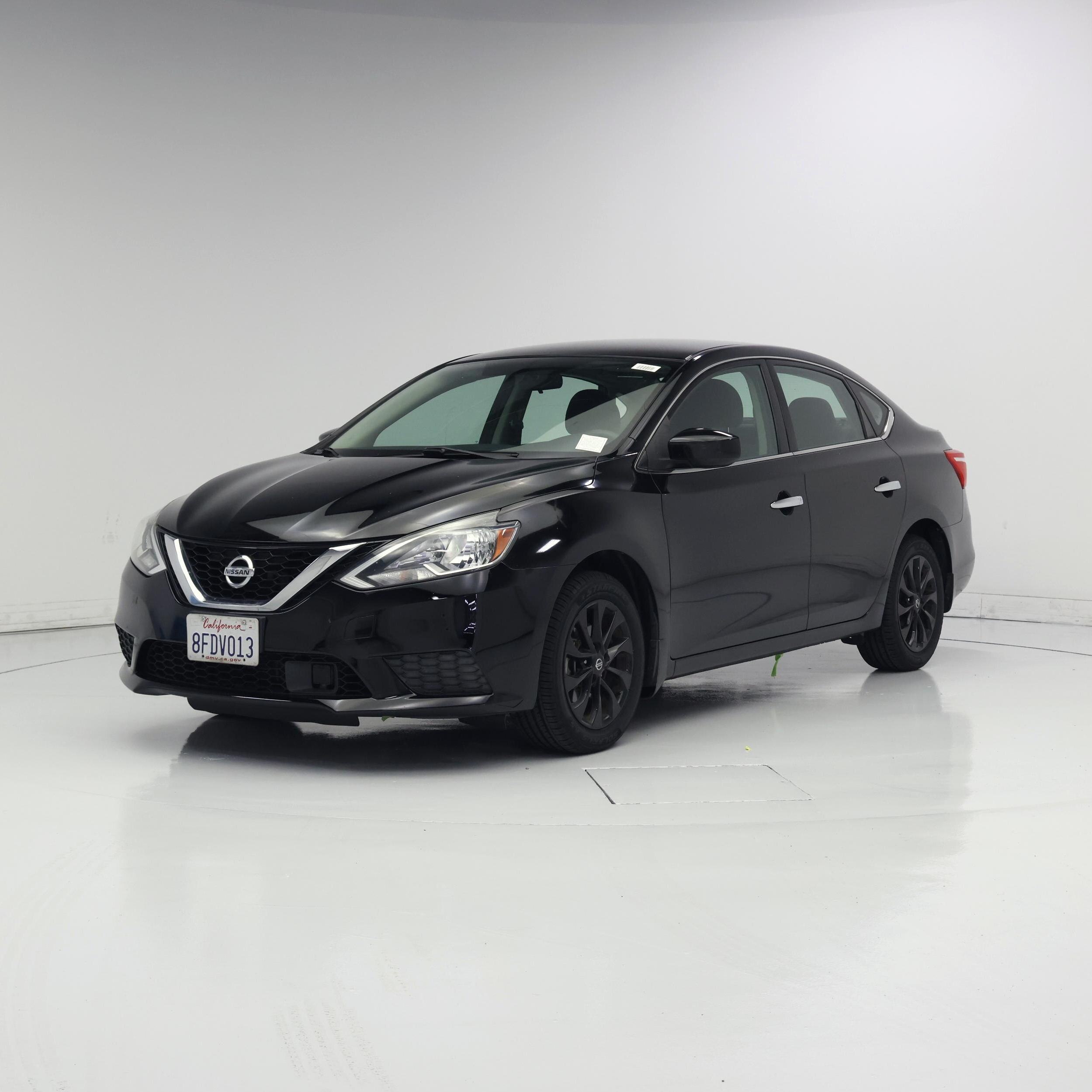 Thumbnail: 2018 Nissan Sentra - 4
