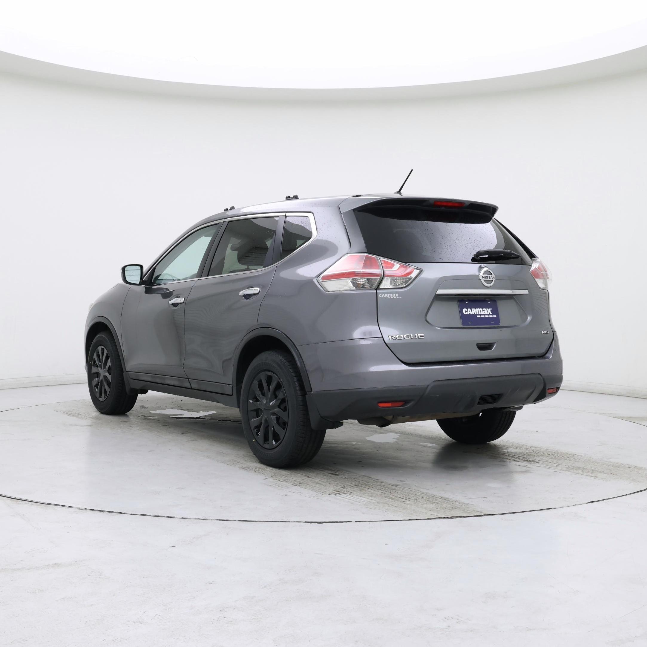 Thumbnail: 2015 Nissan Rogue - 2
