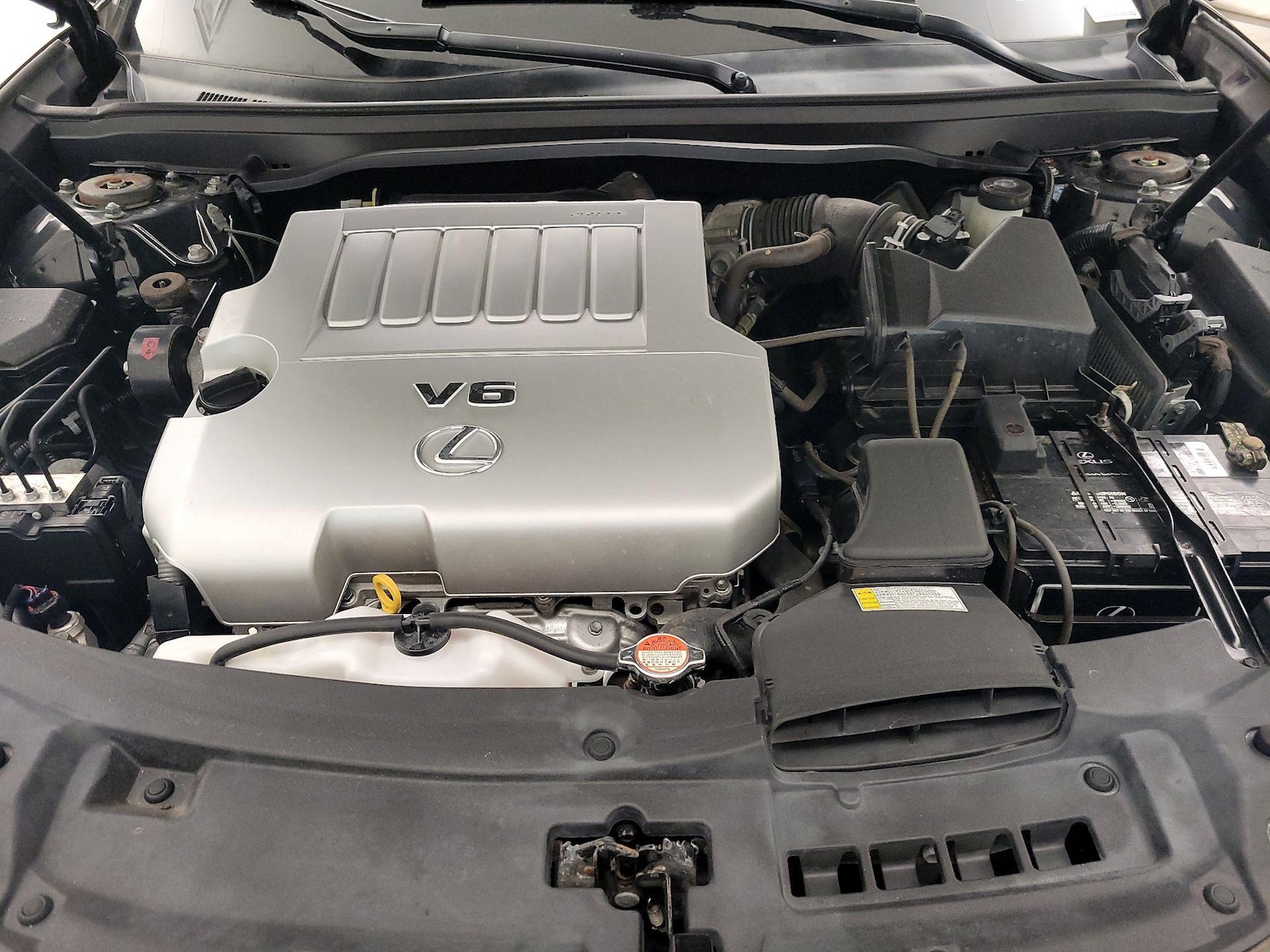 2016 Lexus ES 350 - Photo 23