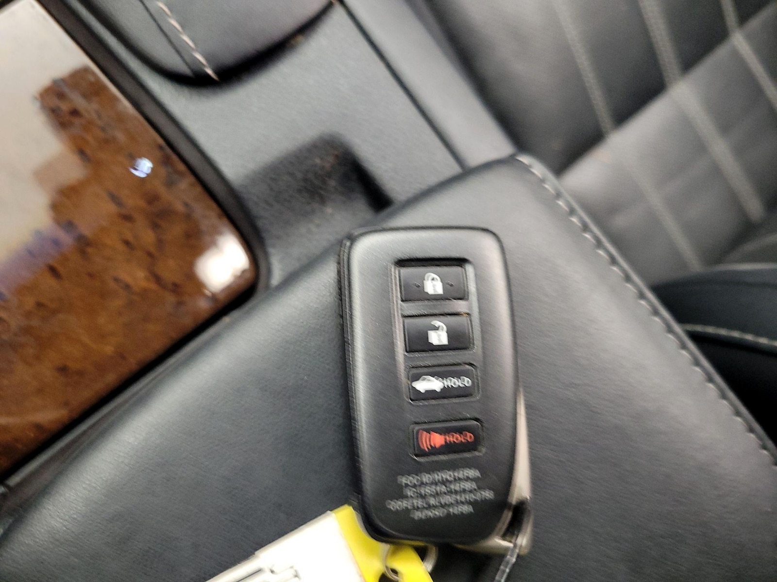 2016 Lexus ES 350 - Photo 24