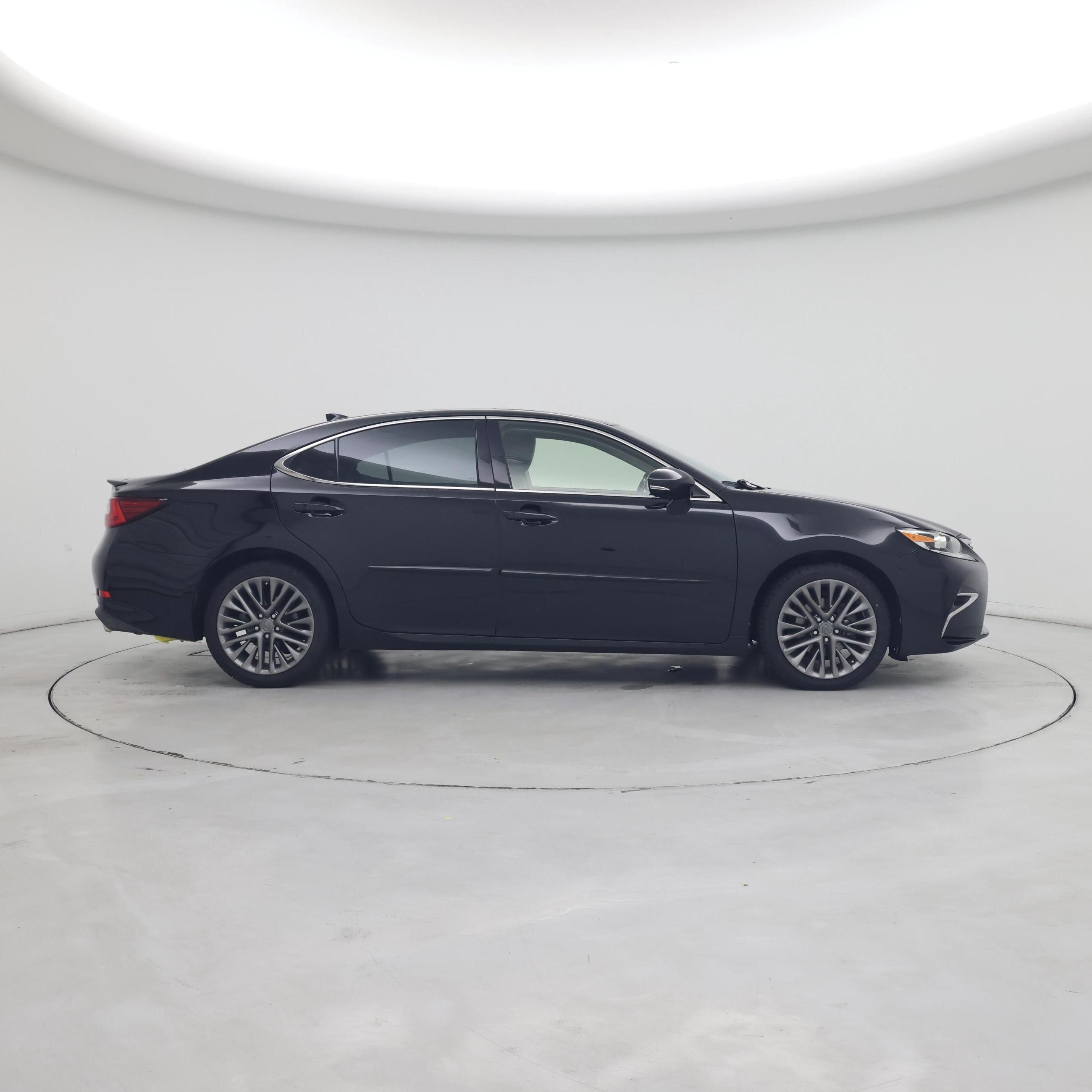 Thumbnail: 2016 Lexus ES - 7