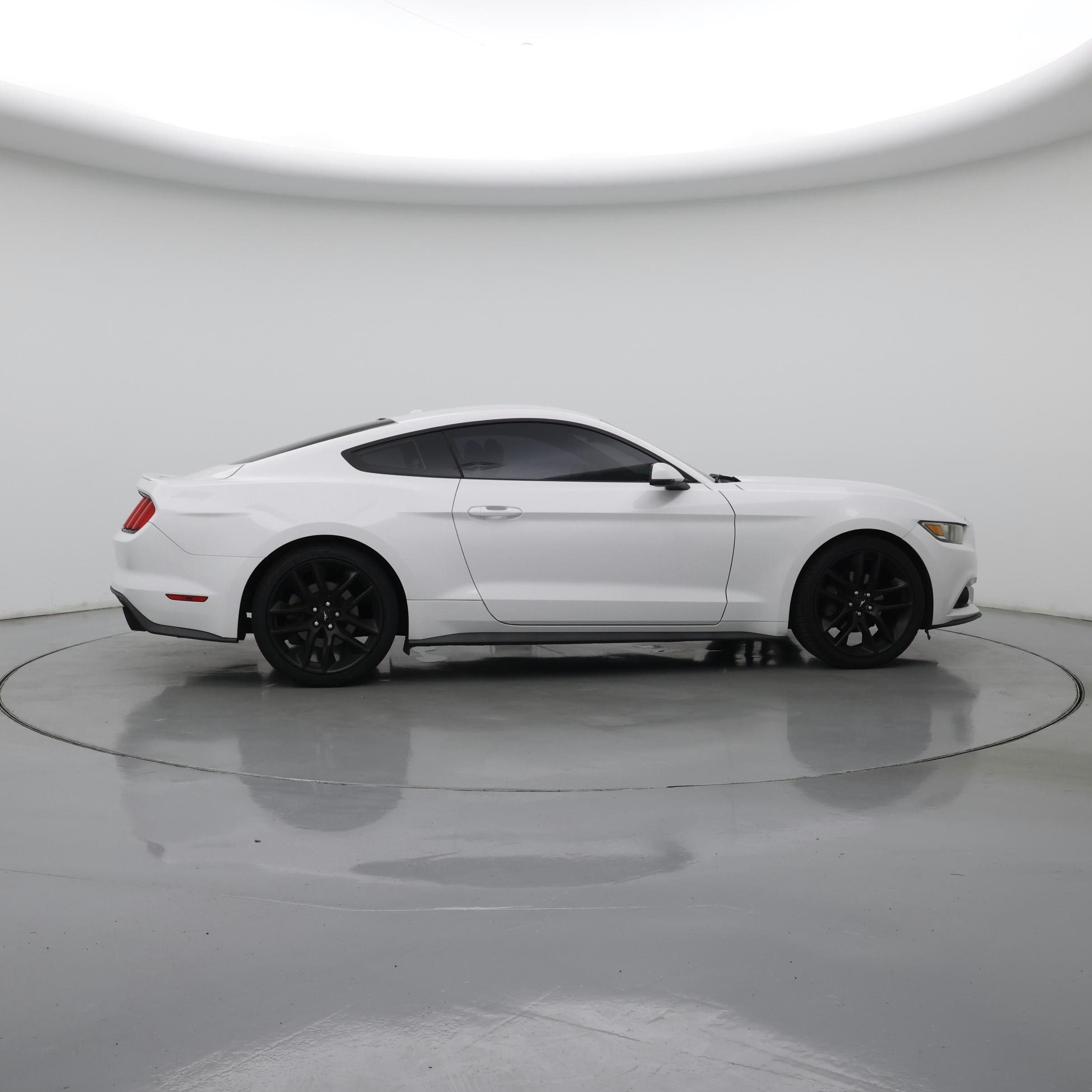 Thumbnail: 2015 Ford Mustang - 7