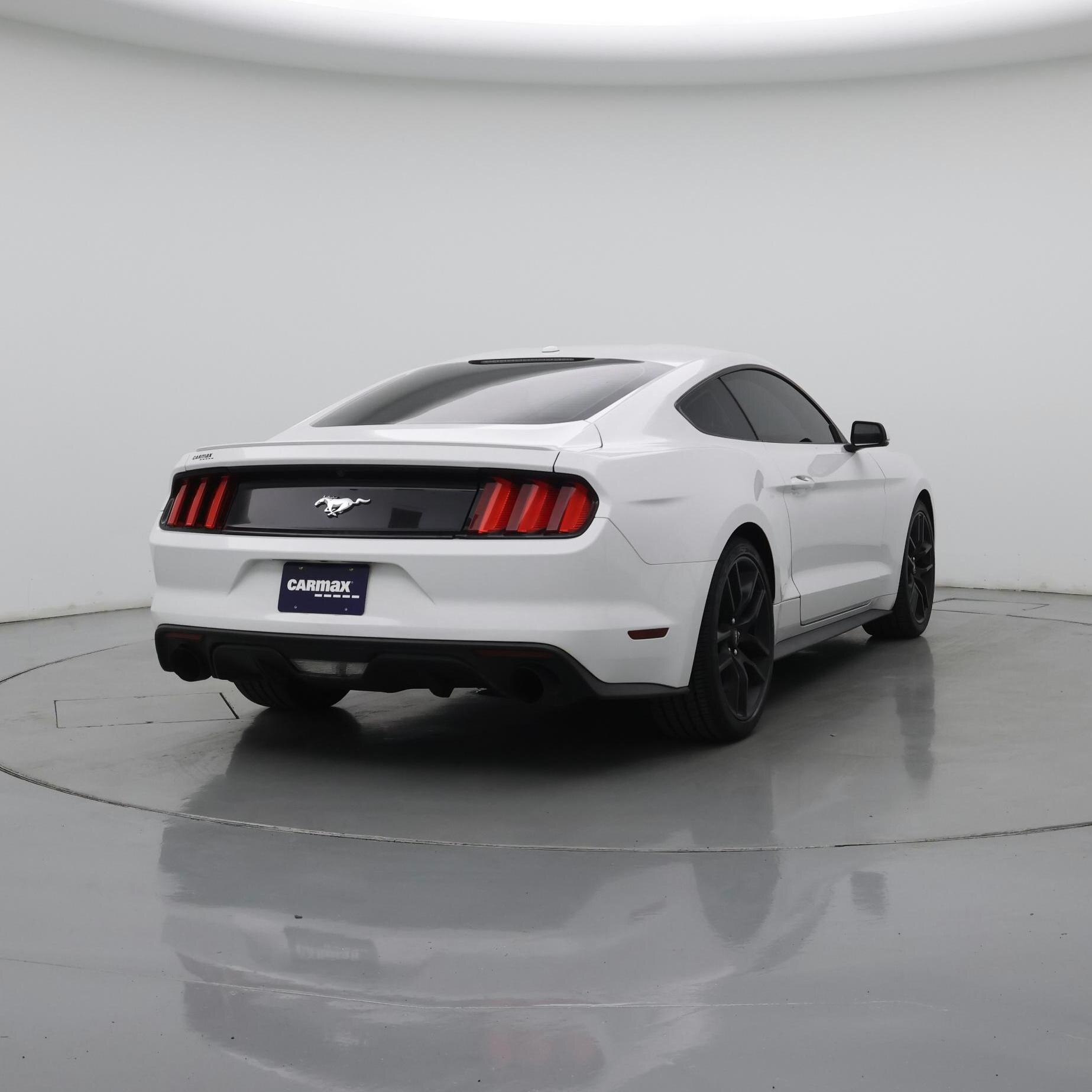 Thumbnail: 2015 Ford Mustang - 8