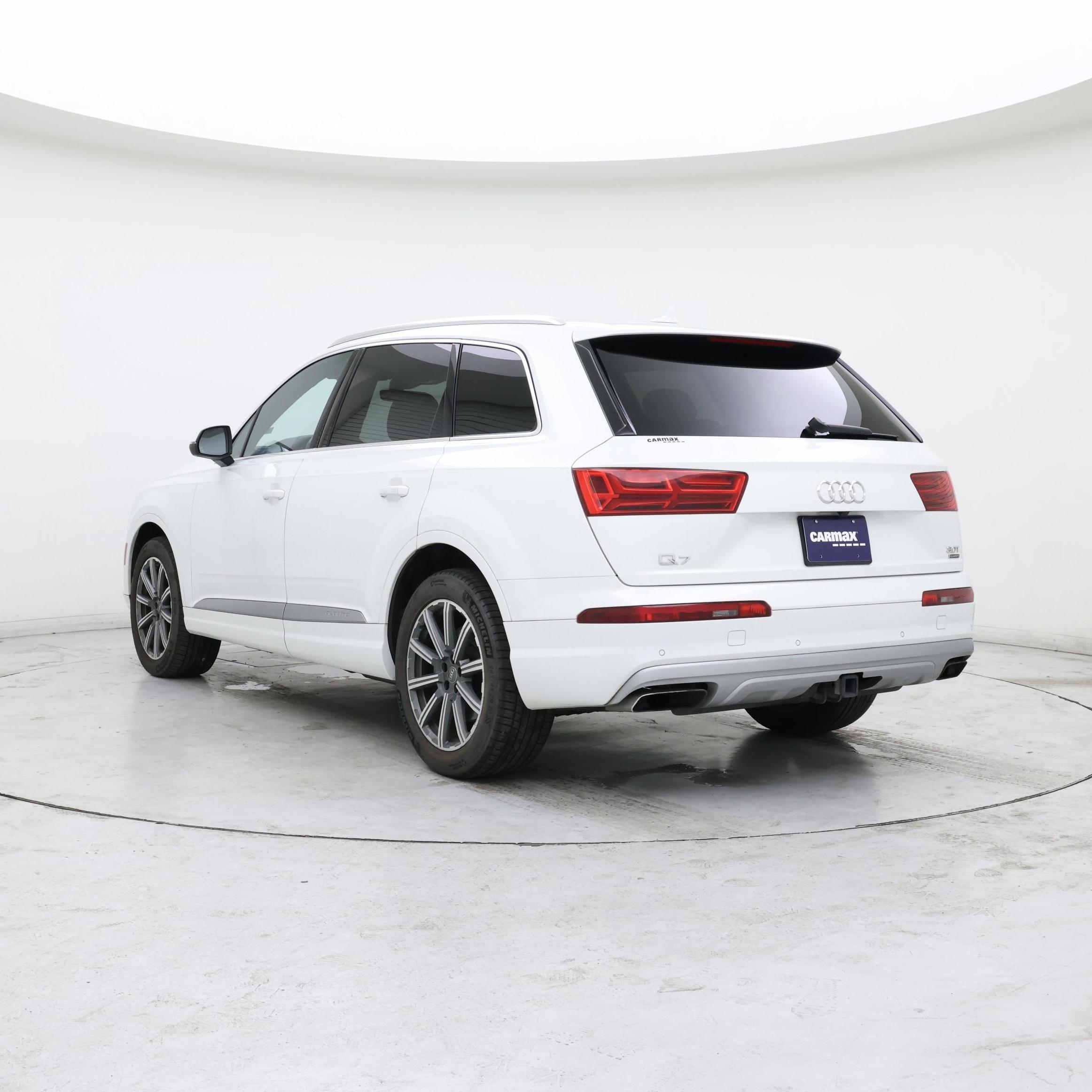 Thumbnail: 2017 Audi Q7 - 2