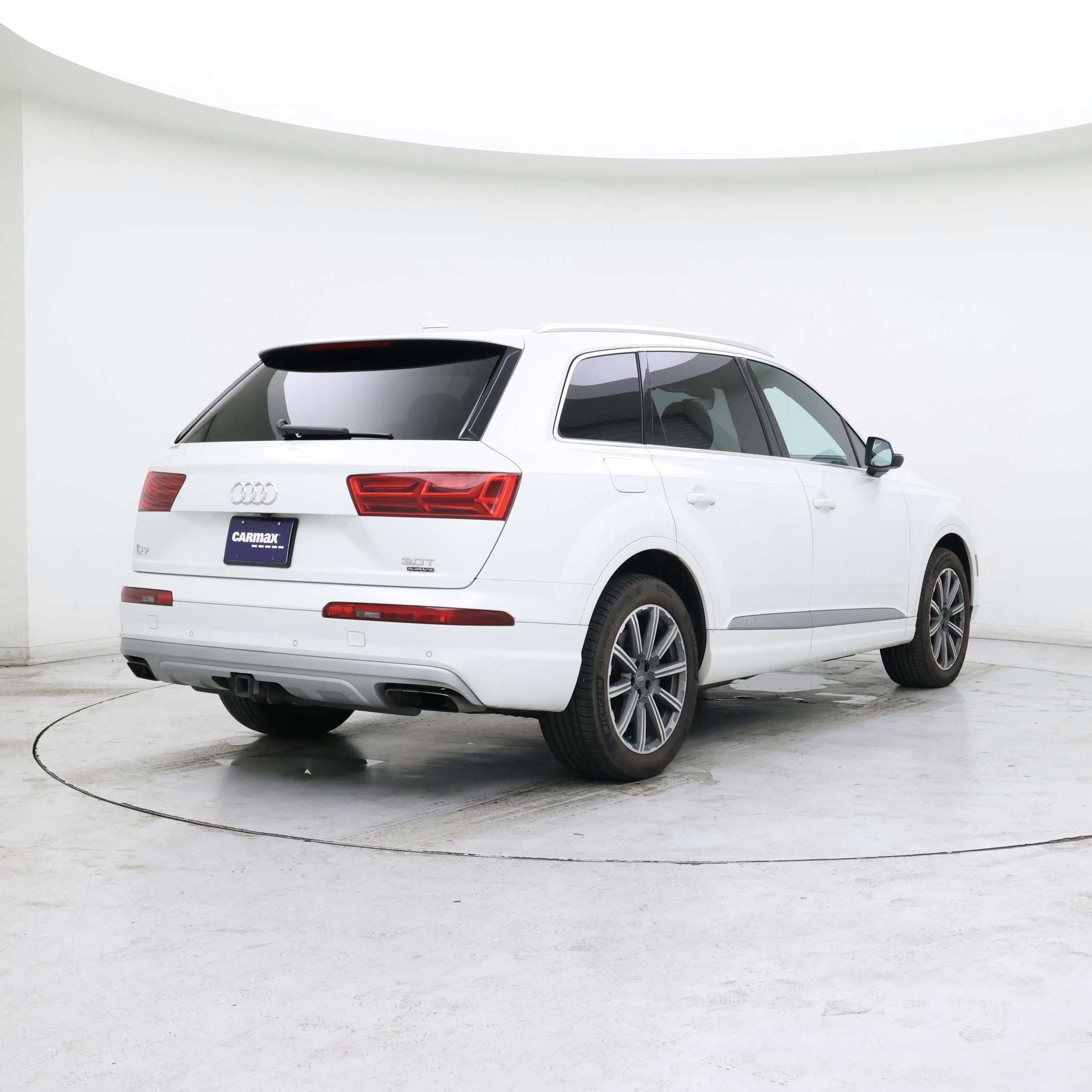 Thumbnail: 2017 Audi Q7 - 8