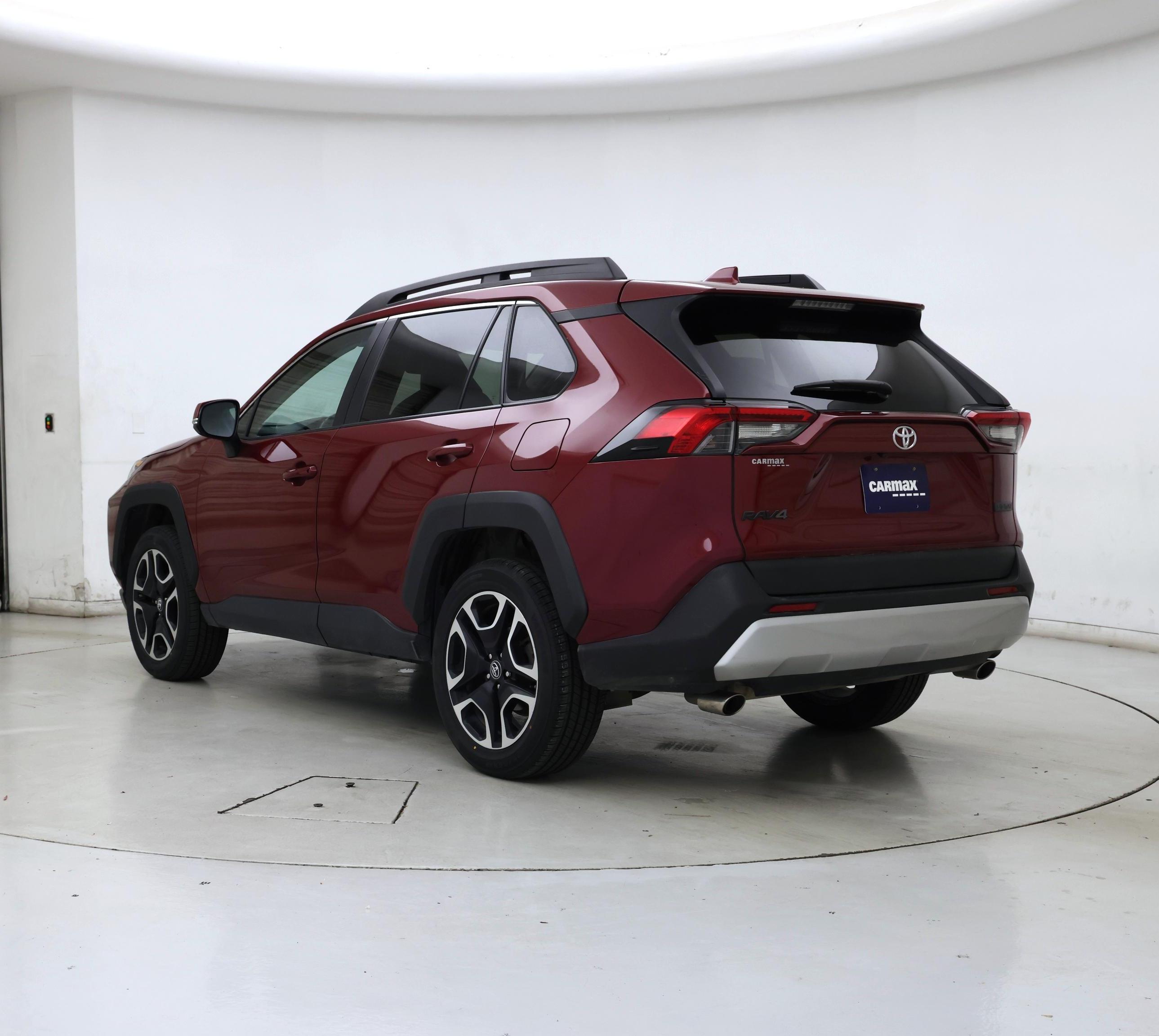 Thumbnail: 2019 Toyota RAV4 - 2
