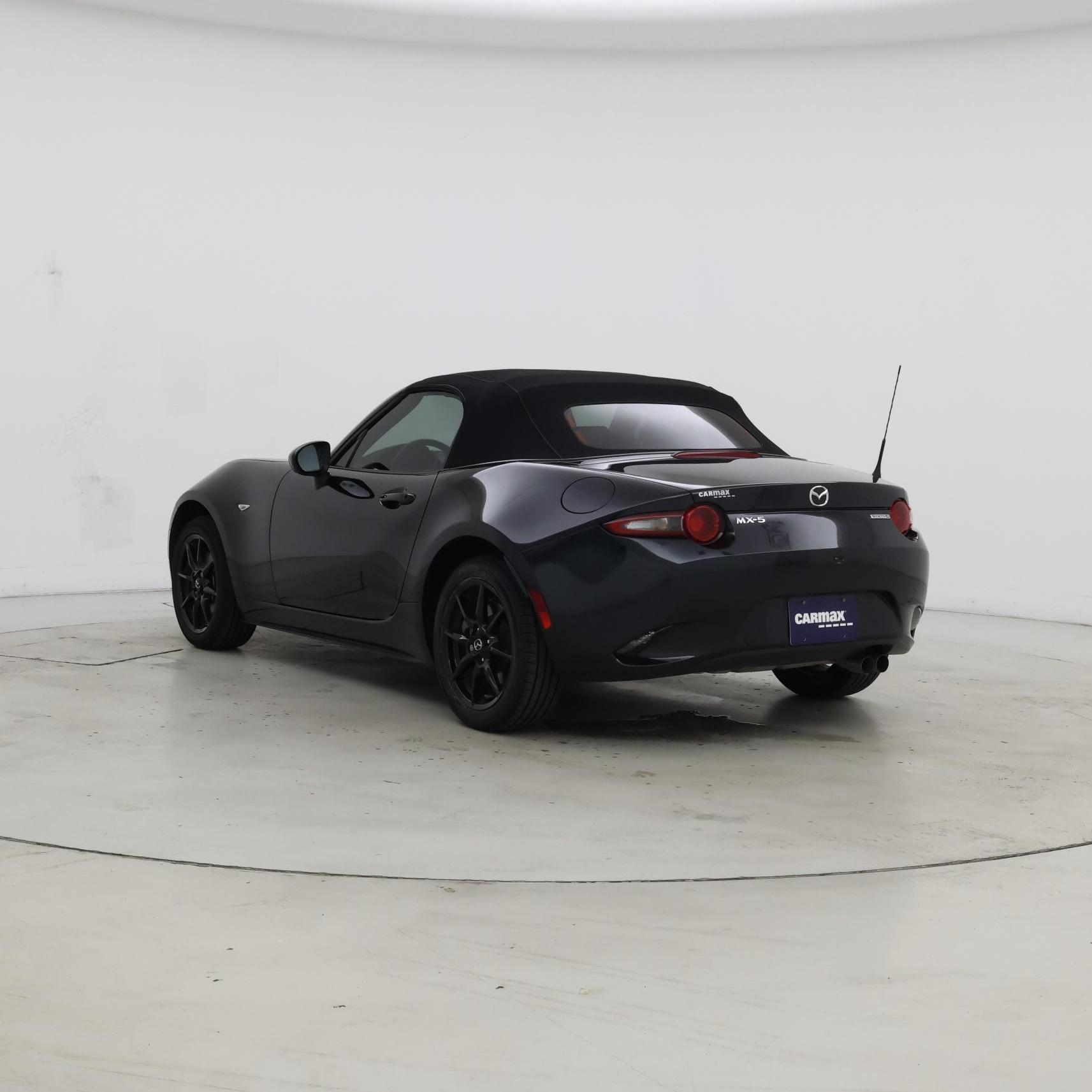 Thumbnail: 2022 Mazda MX-5 Miata - 2
