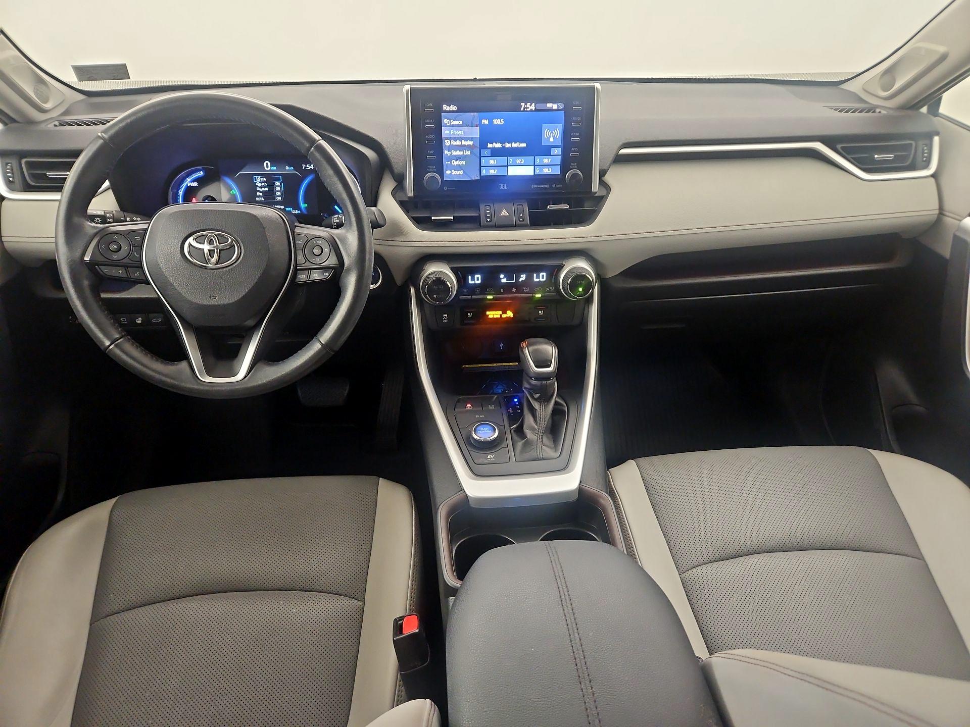 Thumbnail: 2020 Toyota RAV4 - 9