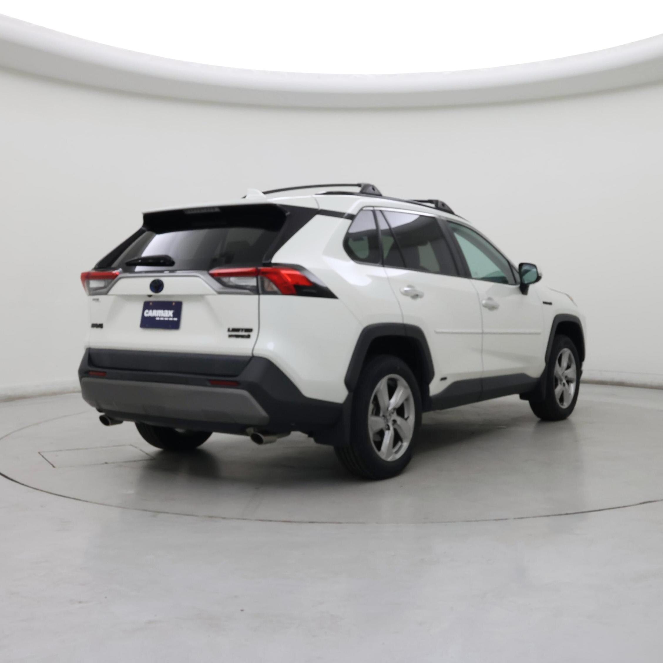 Thumbnail: 2020 Toyota RAV4 - 8